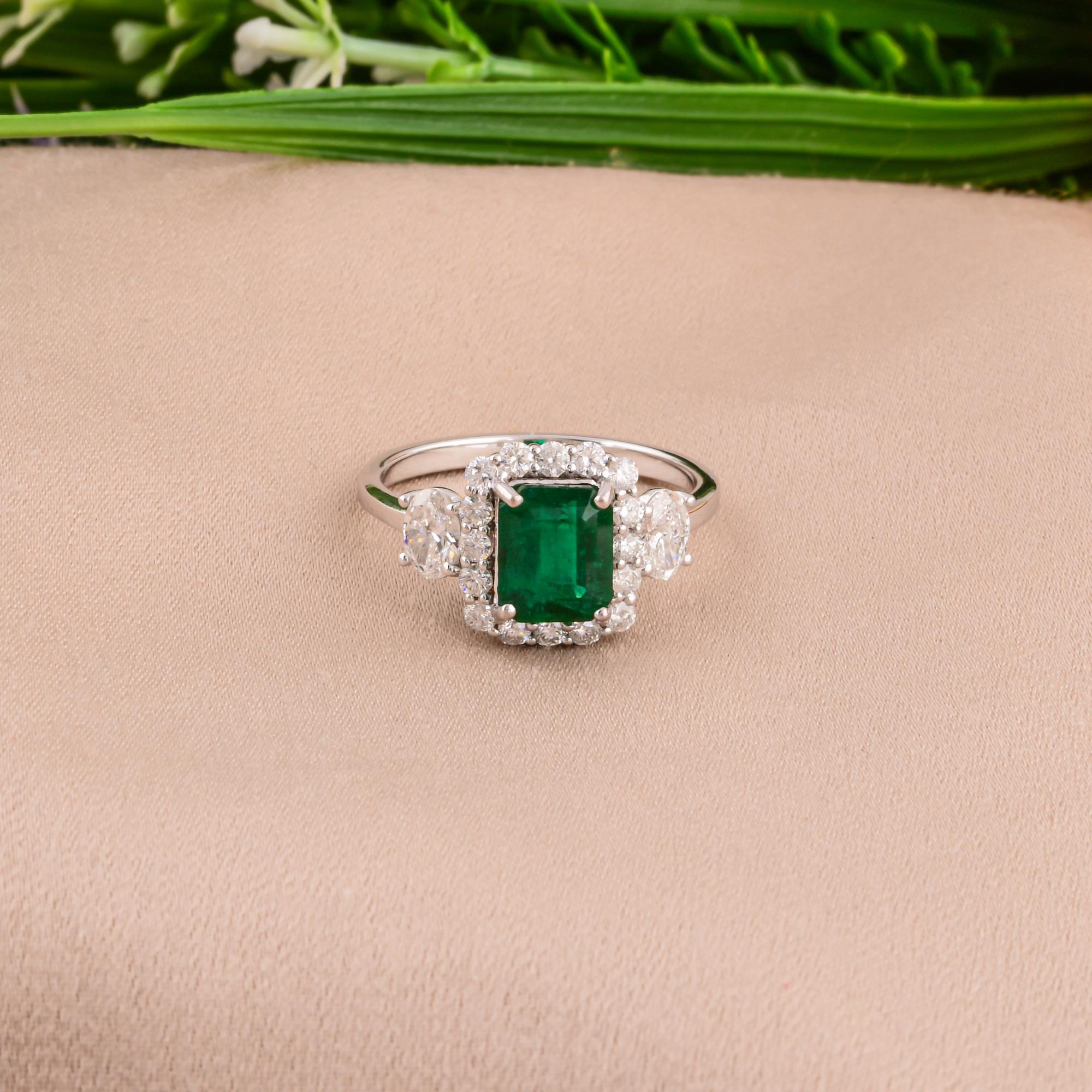 Modern Zambian Emerald Ring SI/H Oval Round Brilliant Cut Diamond 18 Karat White Gold For Sale