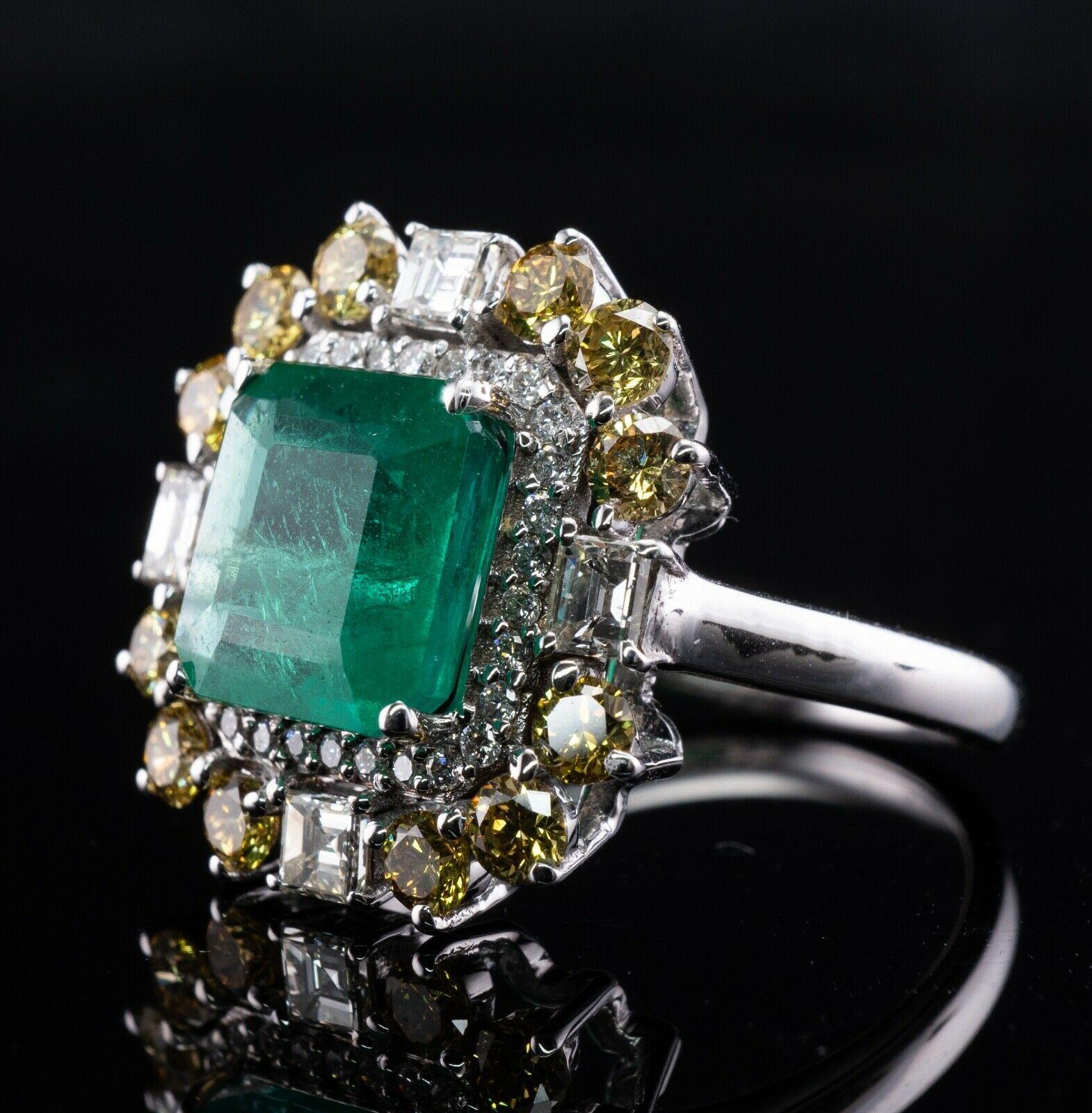 Zambian Emerald Ring White & Canary Diamonds Vintage 18K White Gold For Sale 3