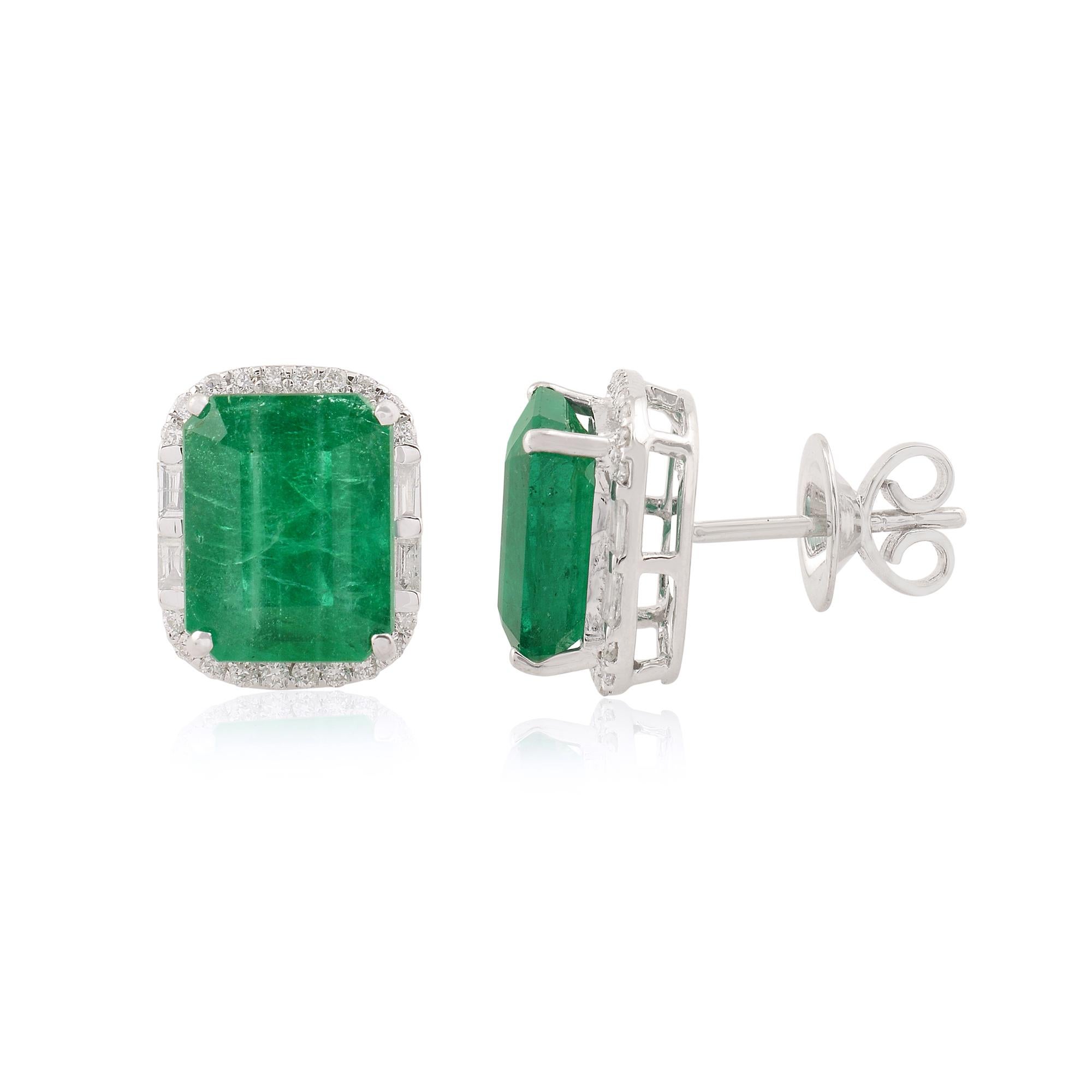 Item Code:- SEE-1076 (14k)
Gross Wt :- 4.22 gm
14k Solid White Gold Wt :- 3.02 gm
Natural Diamond Wt :- 0.4 ct. ( AVERAGE DIAMOND CLARITY SI1-SI2 & COLOR H-I )
Emerald Wt :- 5.62 ct.
Earrings Size :- 12x10 mm Approx

✦