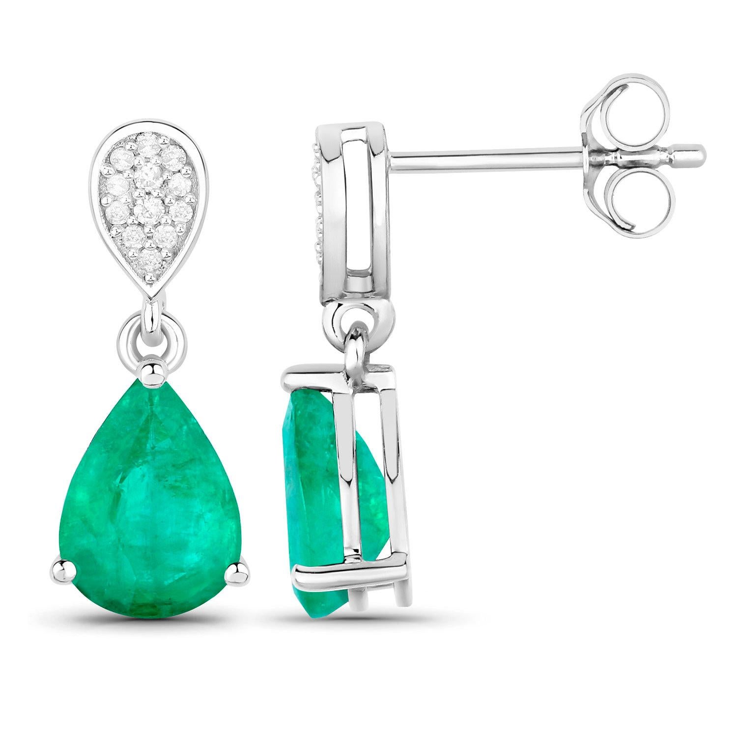 Contemporaneo Zambian Emerald Teardrop Earrings Diamonds 2.2 Carats 14K White Gold in vendita