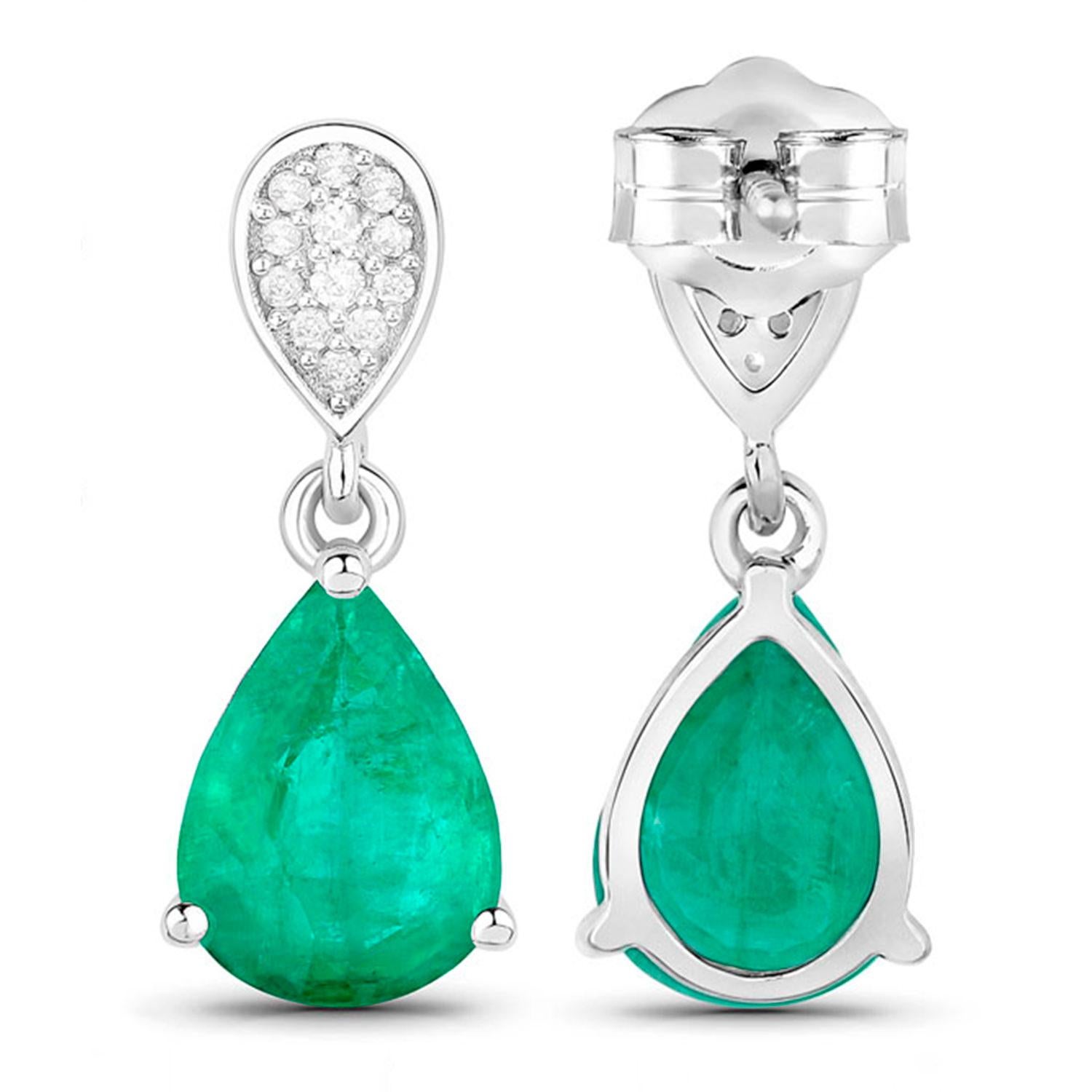 Zambian Emerald Teardrop Earrings Diamonds 2.2 Carats 14K White Gold In condizioni ottime in vendita a Punta Gorda, FL