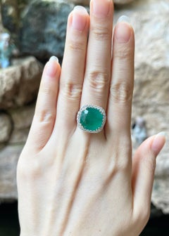 Zambian Emerald with Diamond Ring set in 18K Gold Setting