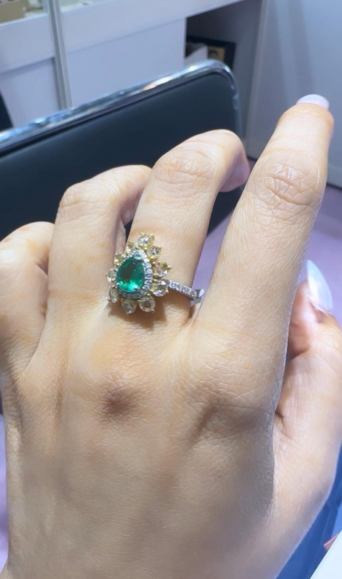 Zambian Emerald & Yellow Rose Cut Diamonds Engagement Ring set in 18K Gold For Sale 1