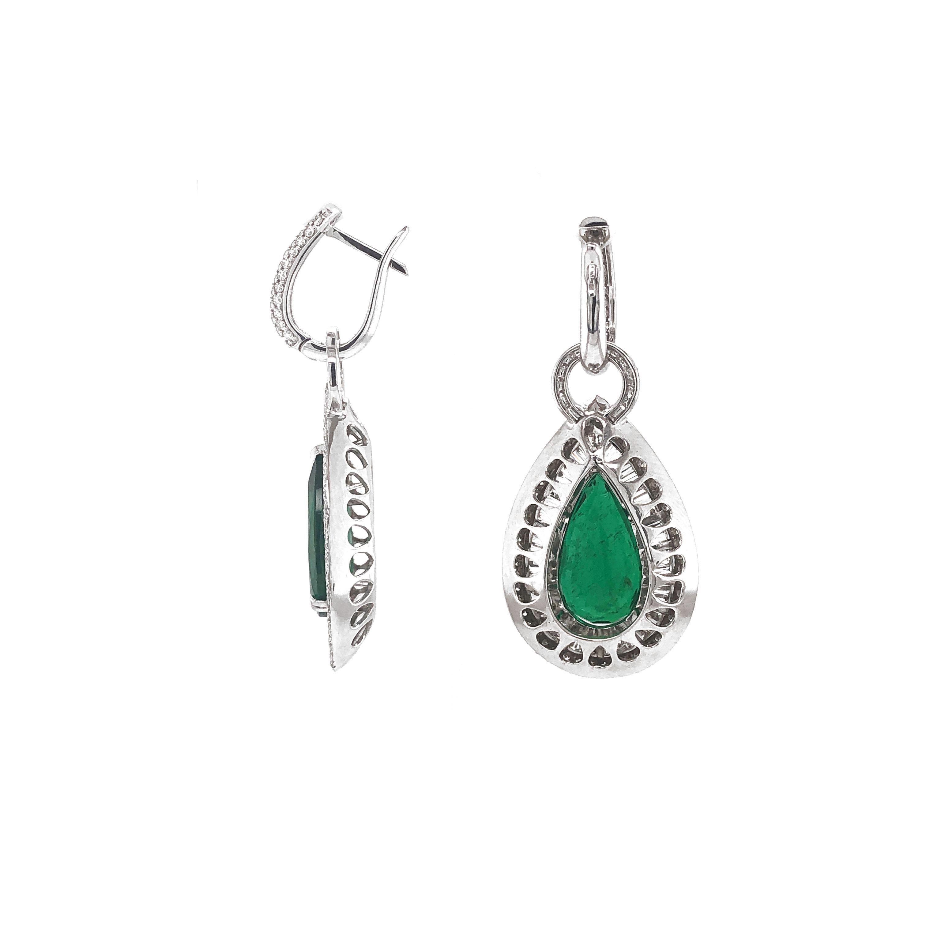 Contemporary Zambian Pear Cut Emeralds 13.52 Carat Diamonds 7.58 Carat 18 Karat Earrings For Sale