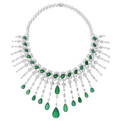Sambia-Birne Smaragd Edelstein Halskette SI/H Diamant 10 Karat Weißgold