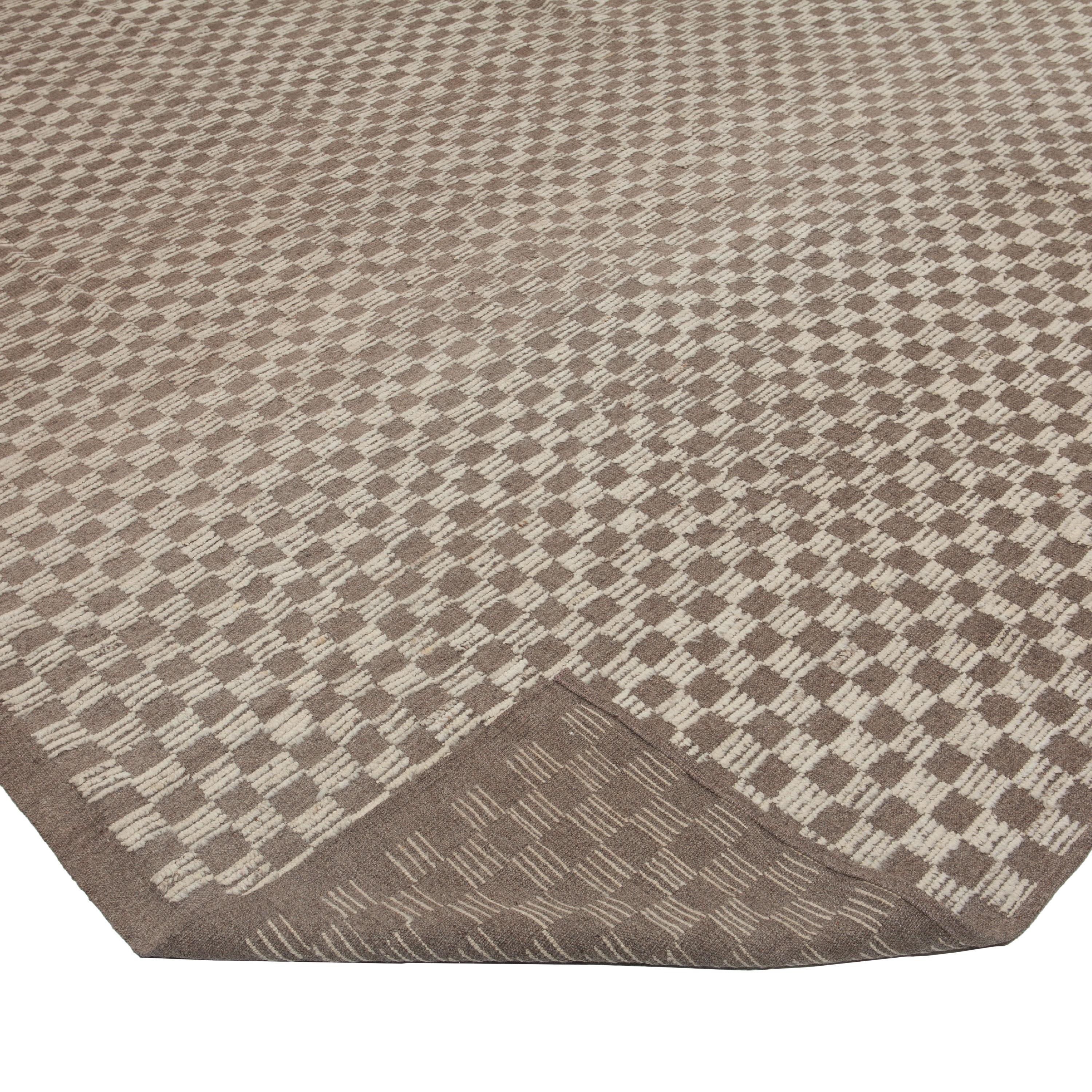 Afghan abc carpet Zameen Brown and White Grid Modern Wool Rug - 13'8