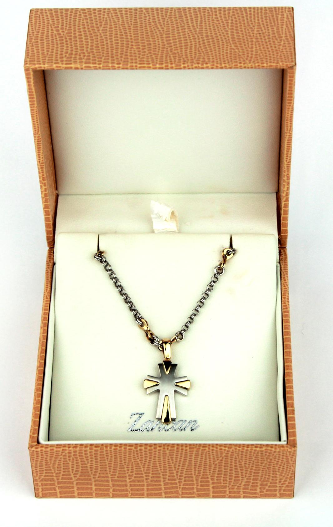 Men's Zancan, Gents/Ladies Chain & Cross Pendant & Tusk Charm/Necklace in 18K Gold For Sale