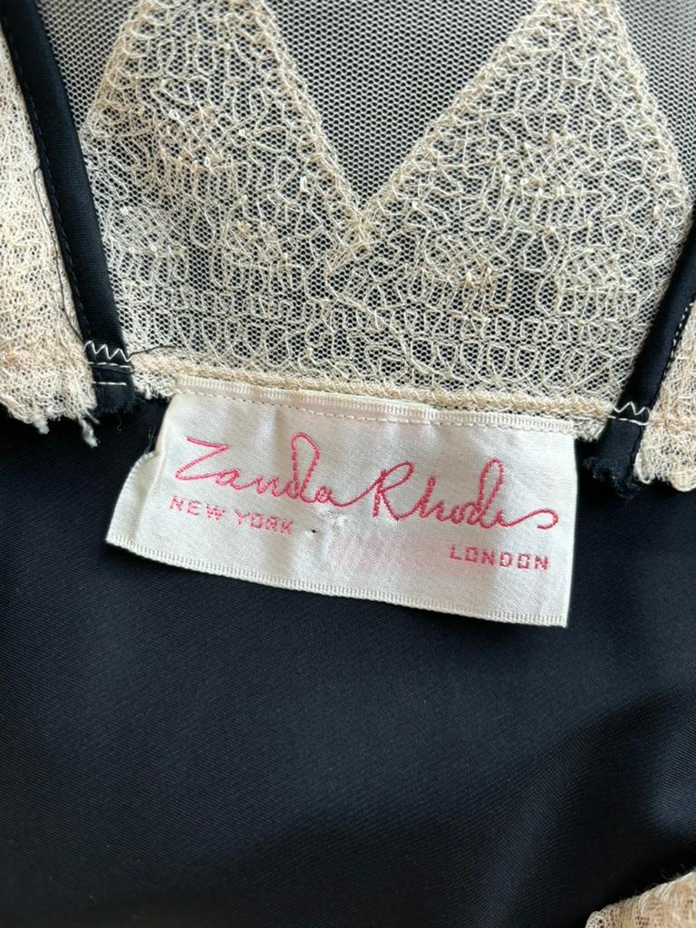 De las mujeres ZANDRA RHODES 1978 Vintage Pasarela Lencería Vestido de noche Maxi Vestido Lazo Encaje
