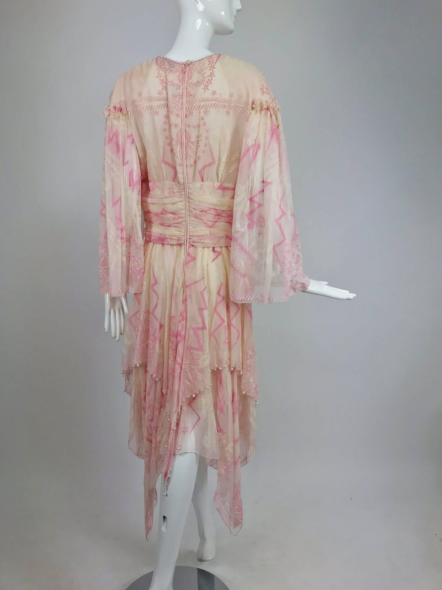 Zandra Rhodes cream and pink silk star asymmetrical hem dress dated 1989 In Excellent Condition In West Palm Beach, FL
