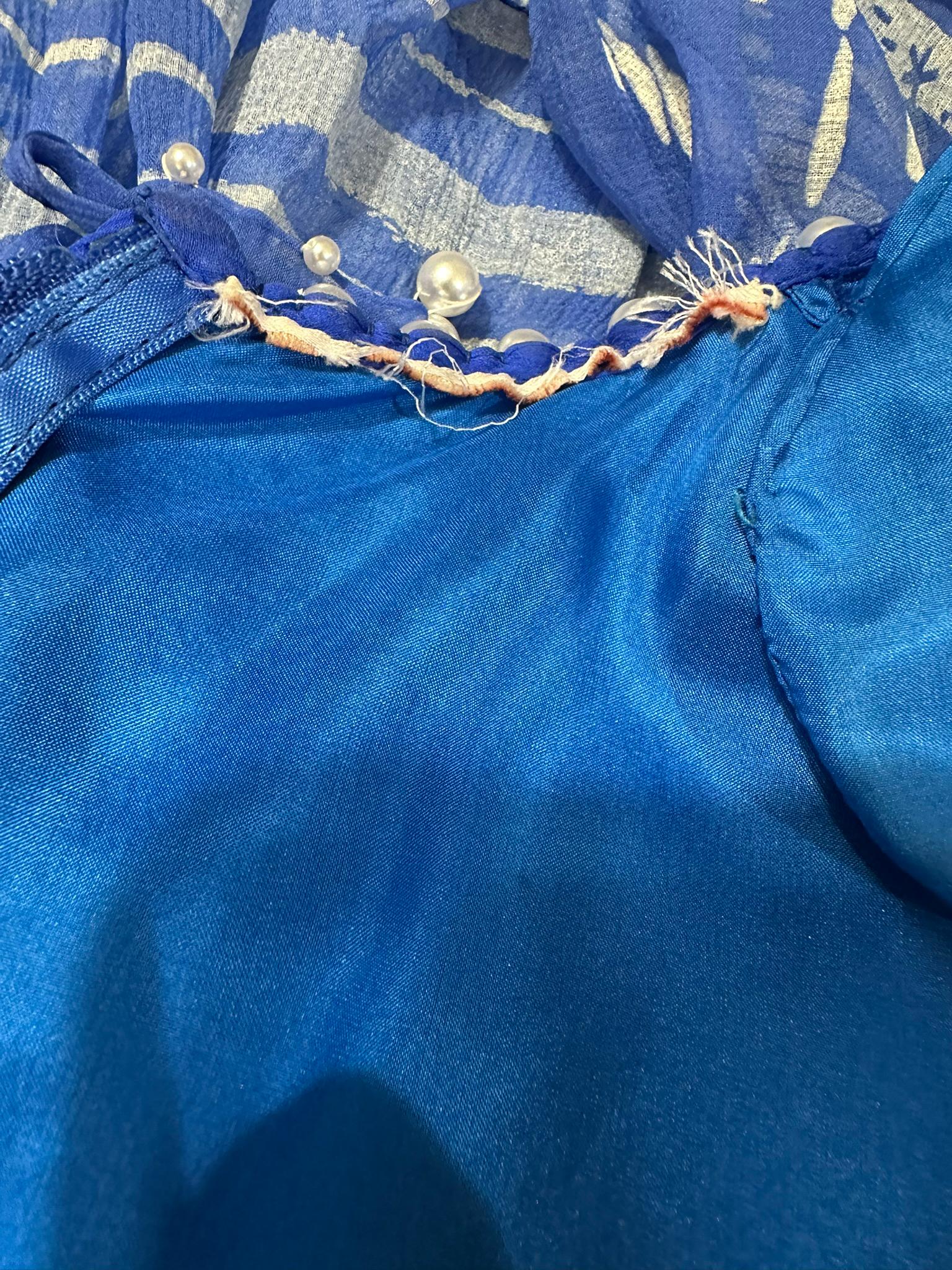 Zandra Rhodes London Vestido de volantes de lentejuelas y perlas con cuentas de seda estampada Moon & Stars en venta 13
