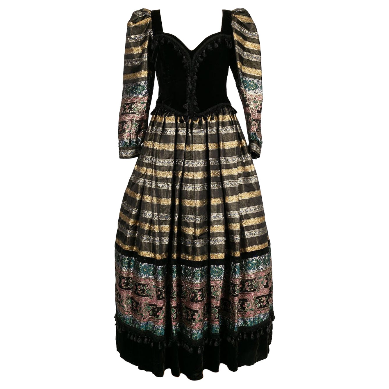 Zandra Rhodes Kleid im mittelalterlichen Stil