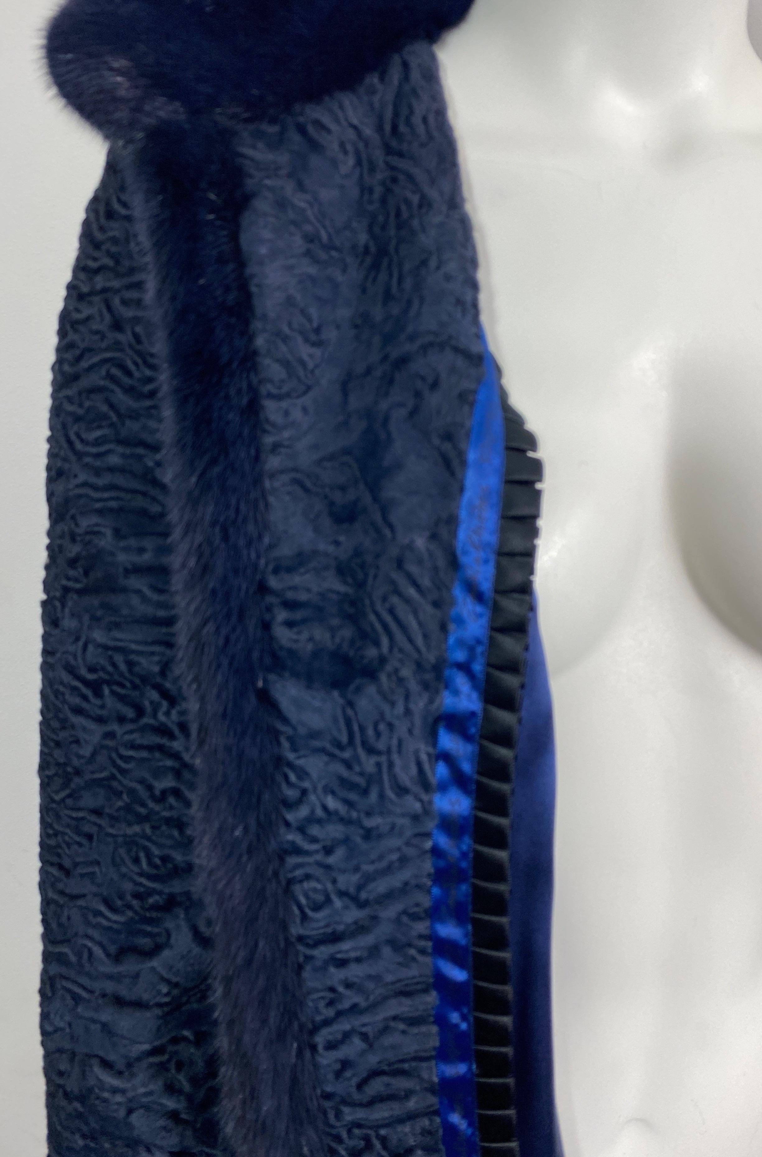 Zandra Rhodes Cappotto lungo blu navy in visone e coda larga - Piccolo/Medio in vendita 11