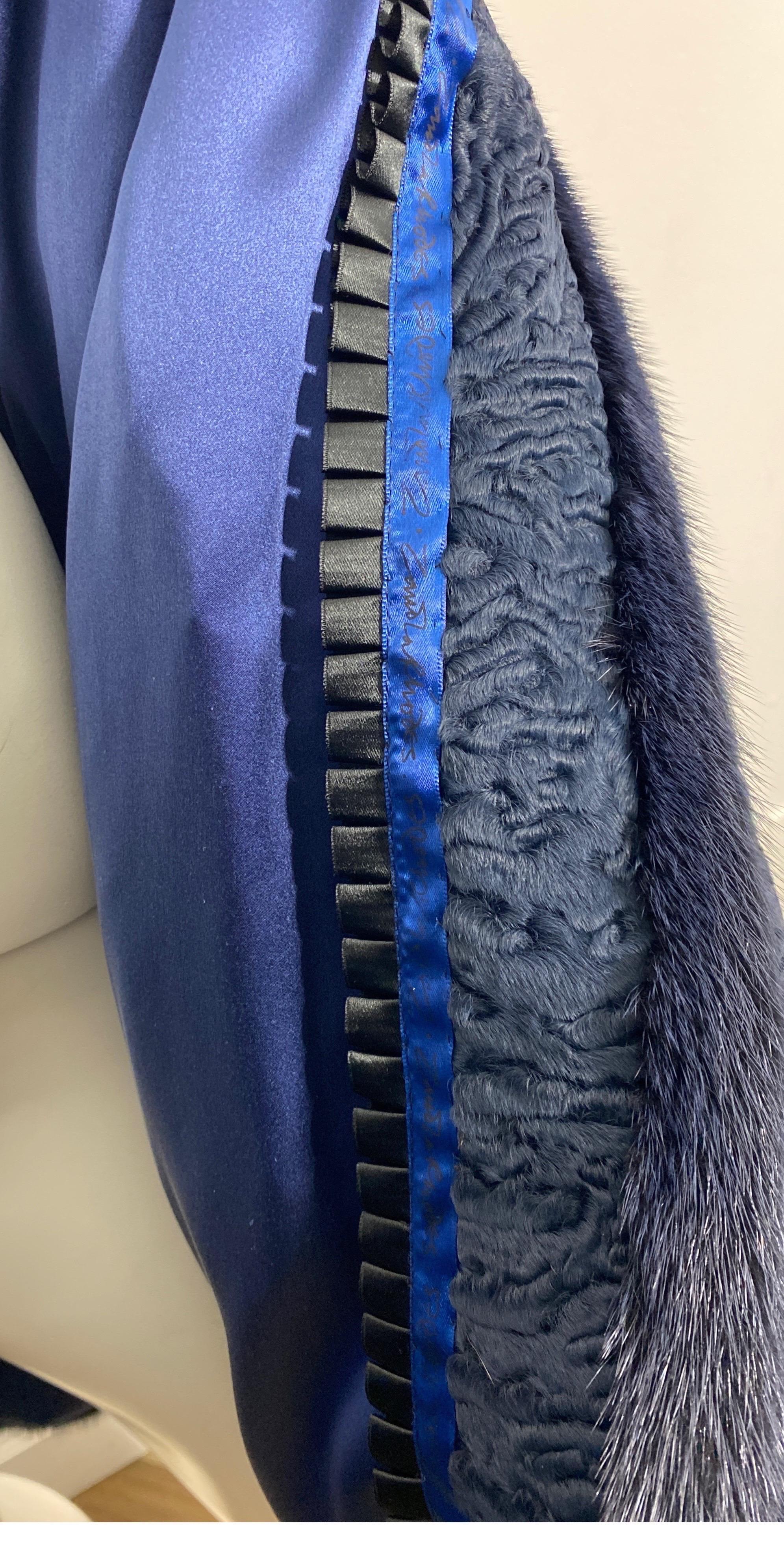 Zandra Rhodes Cappotto lungo blu navy in visone e coda larga - Piccolo/Medio in vendita 12
