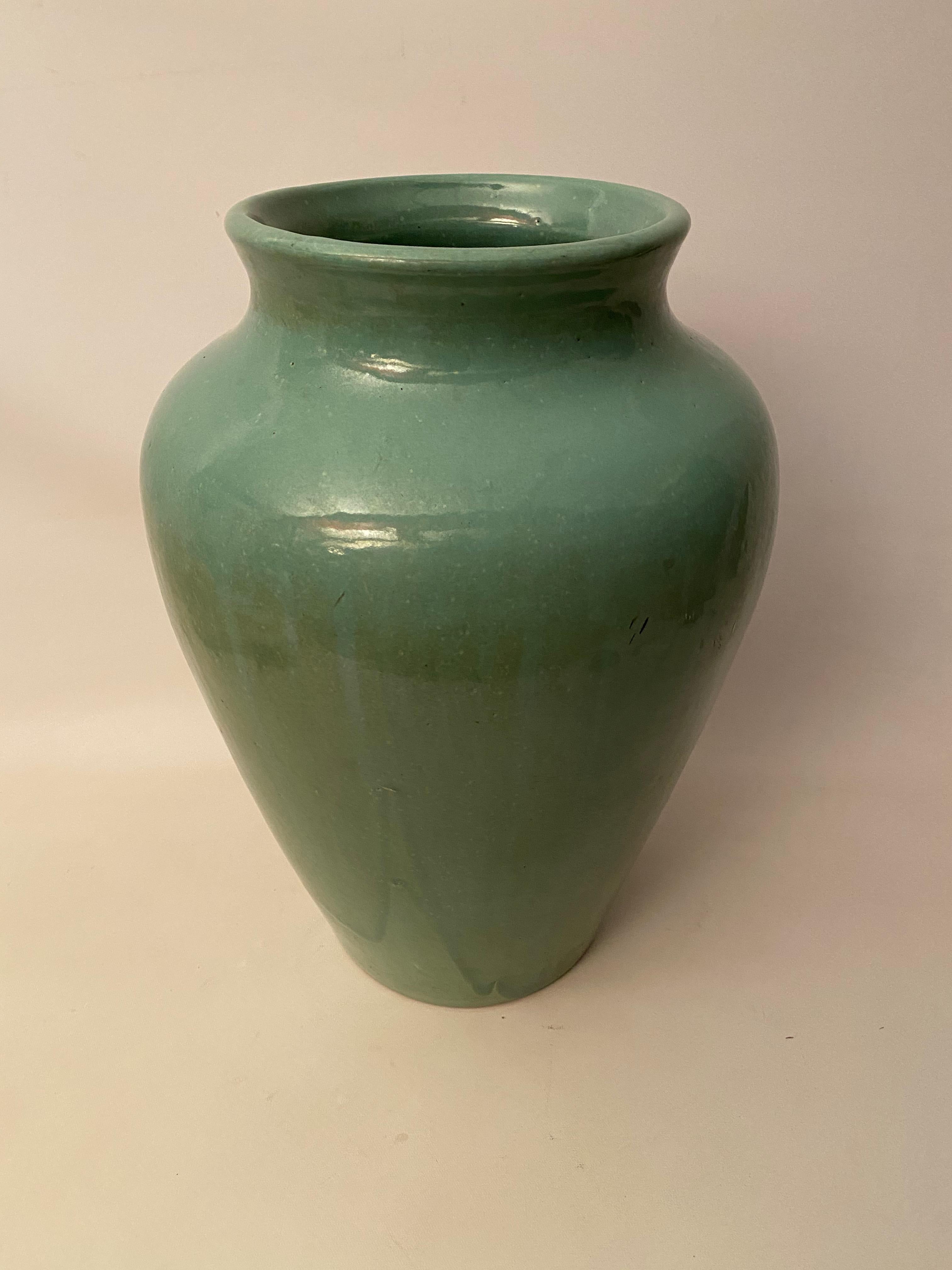 zanesville pottery vase