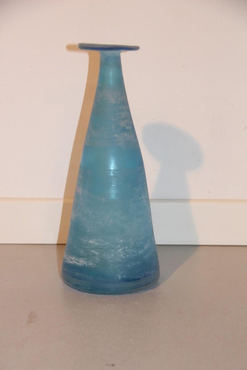 Zanetti Blu Murano Art Glass Bottle 1960 Etched Glass Italian Design Minimal In Excellent Condition For Sale In Palermo, Sicily