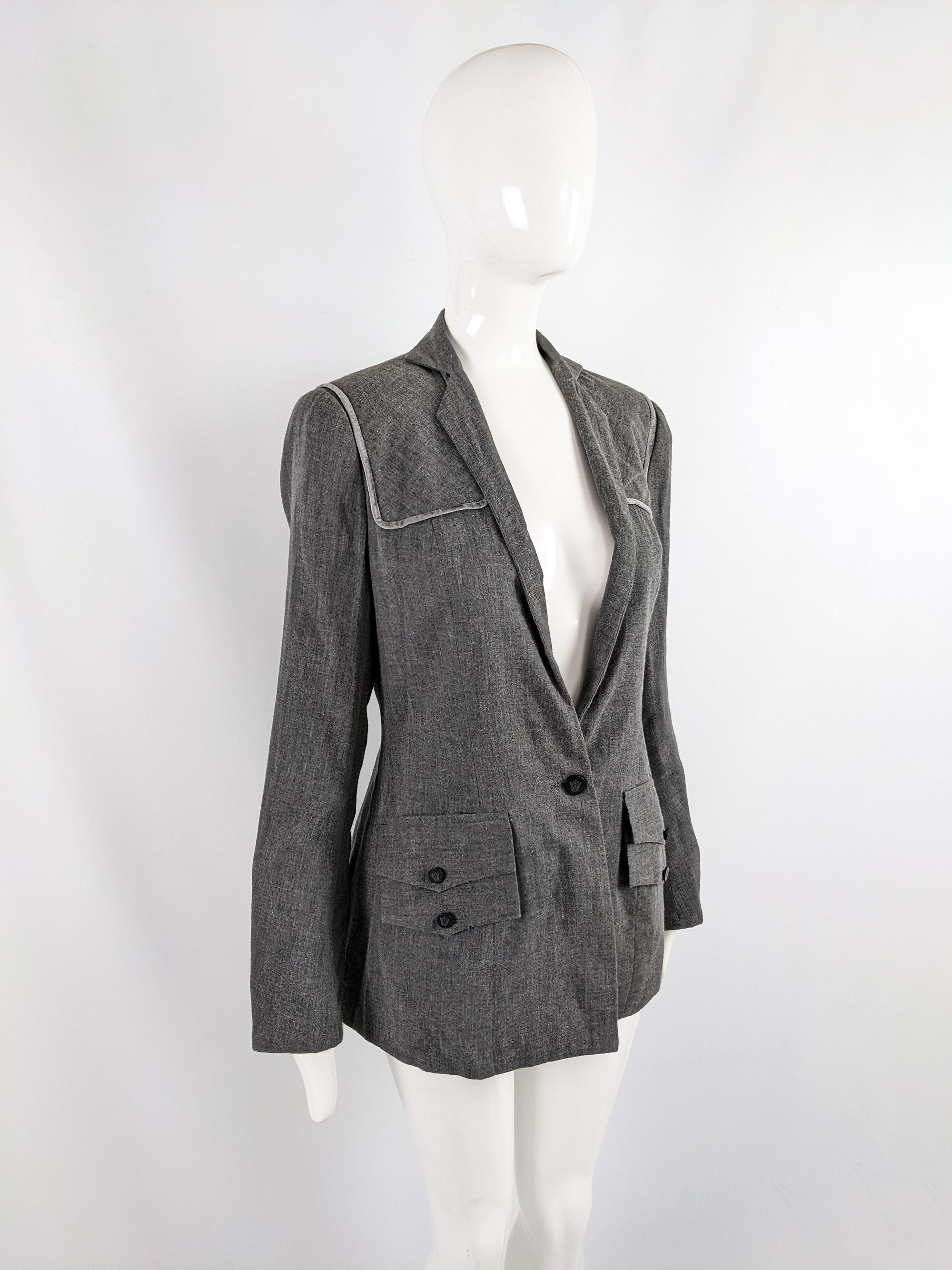 Women's Zang Toi Vintage 1990s Grey Velvet Trim Womens Blazer Jacket For Sale