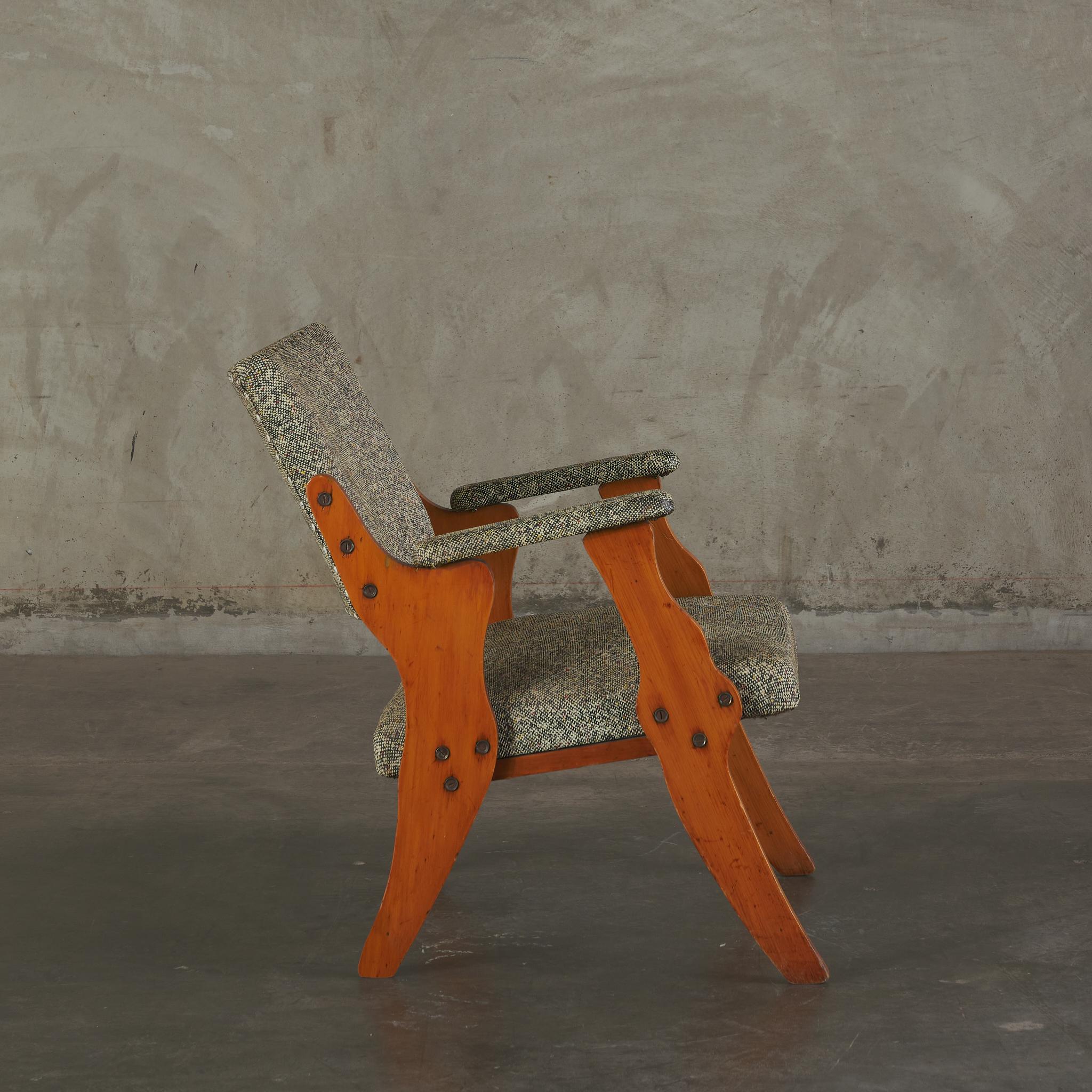 Mid-Century Modern Zanine De Caldas Chair For Sale