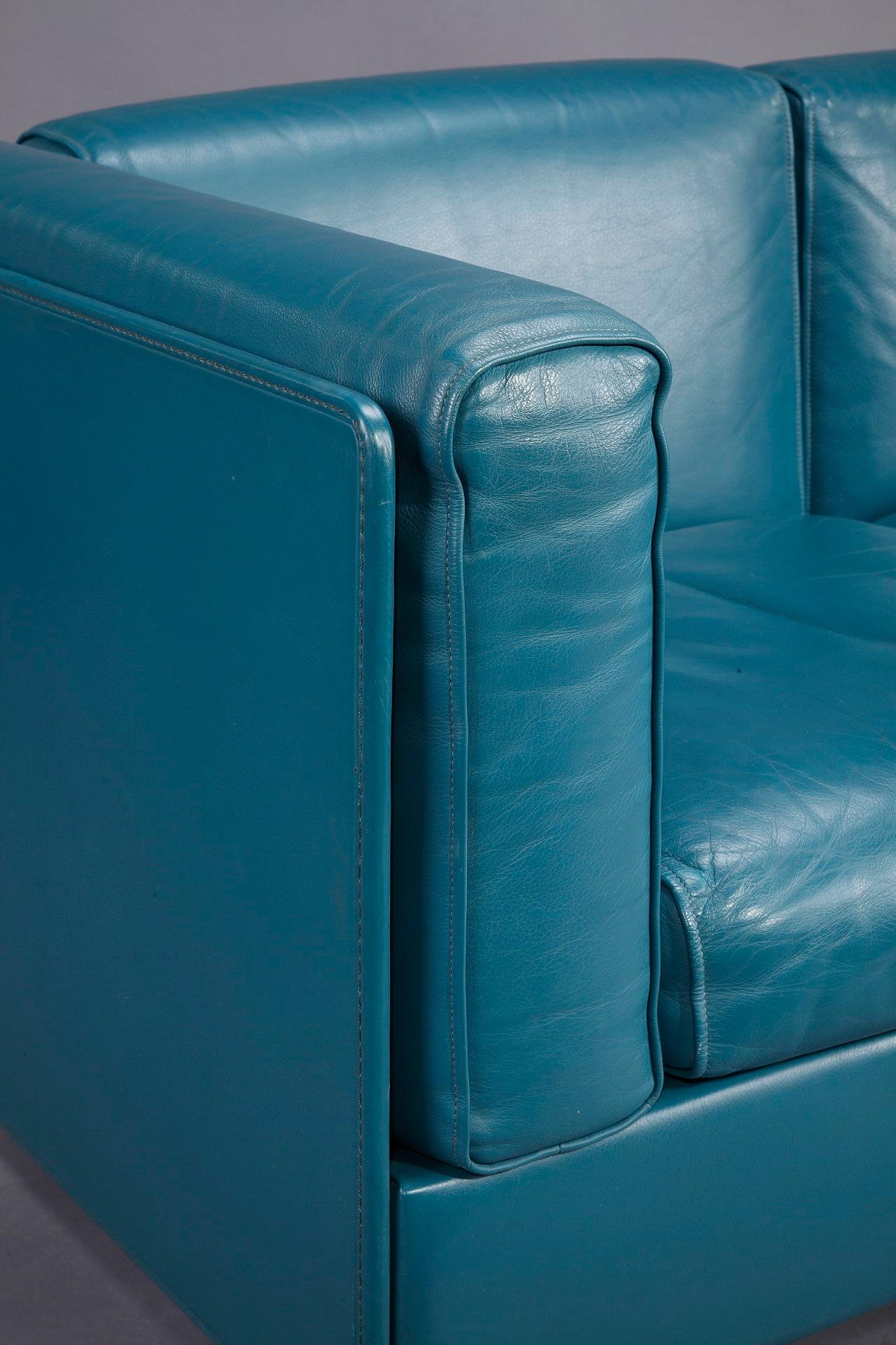Italian Zanotta 2-Seater Sofa in Blue Leather