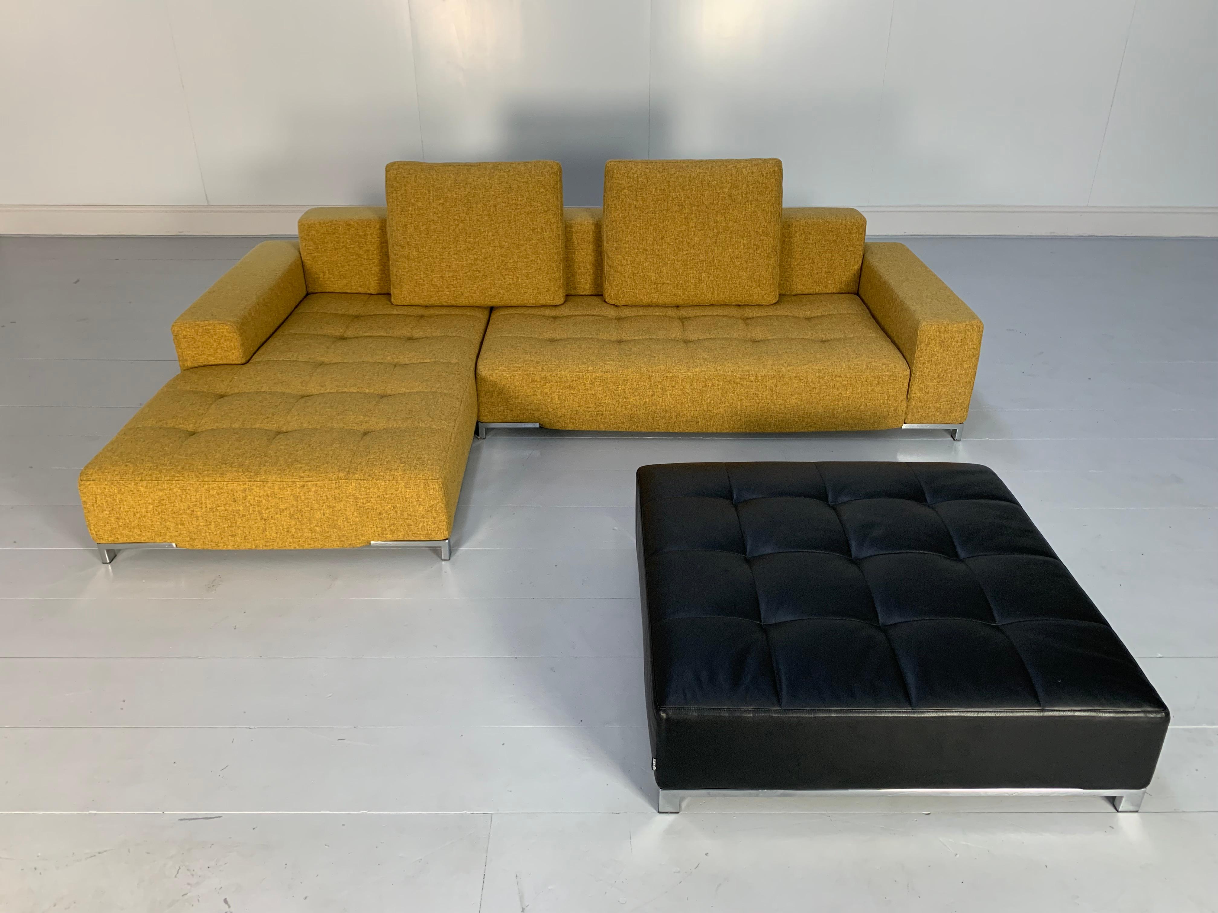 Contemporary Zanotta “Alfa 1326” L- Shape Sofa & Ottoman in Yellow Linen & Black Leather For Sale
