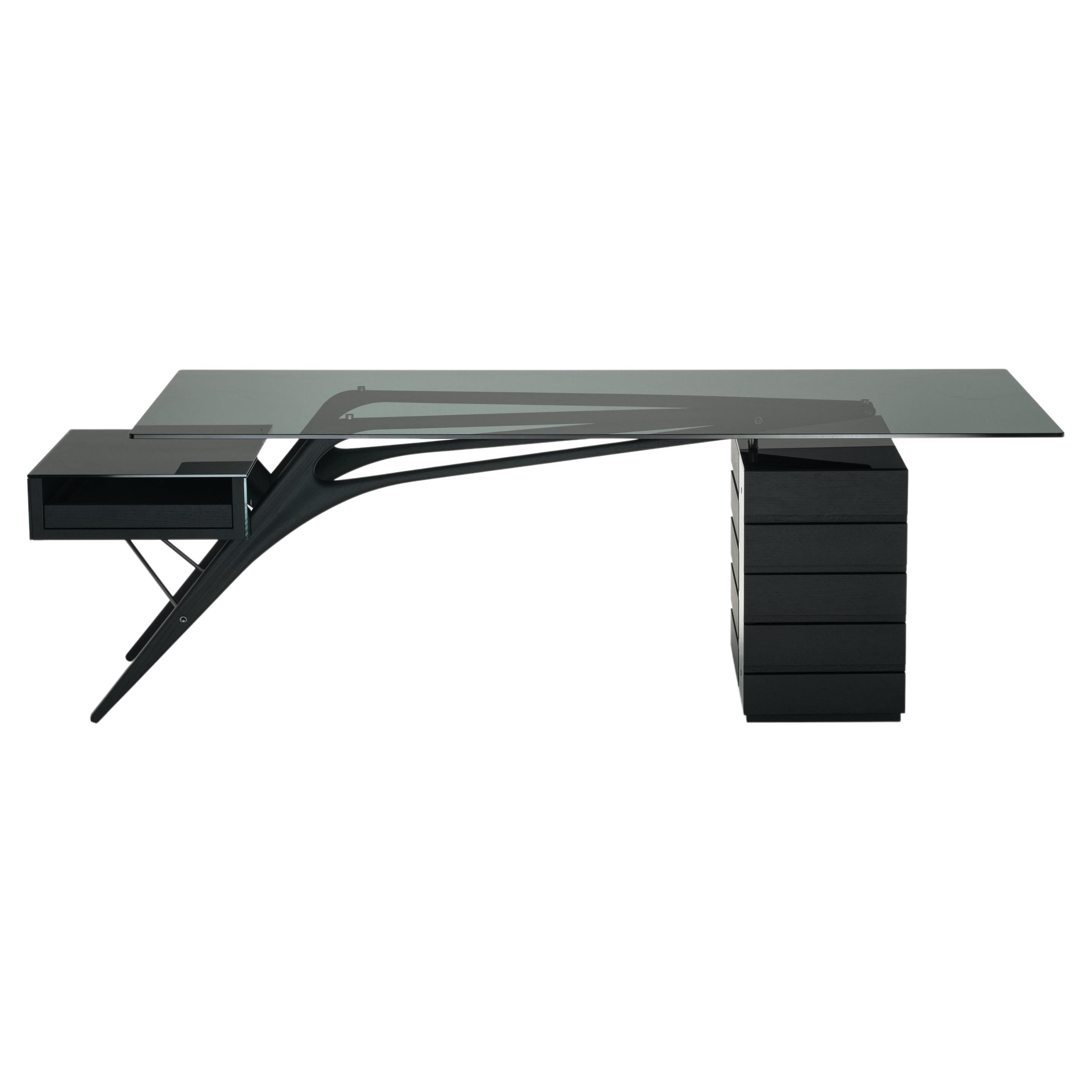 Zanotta Cavour CM Schreibtisch mit rauchfarbener Glasplatte und schwarz lackiertem Eichenholzrahmen im Angebot
