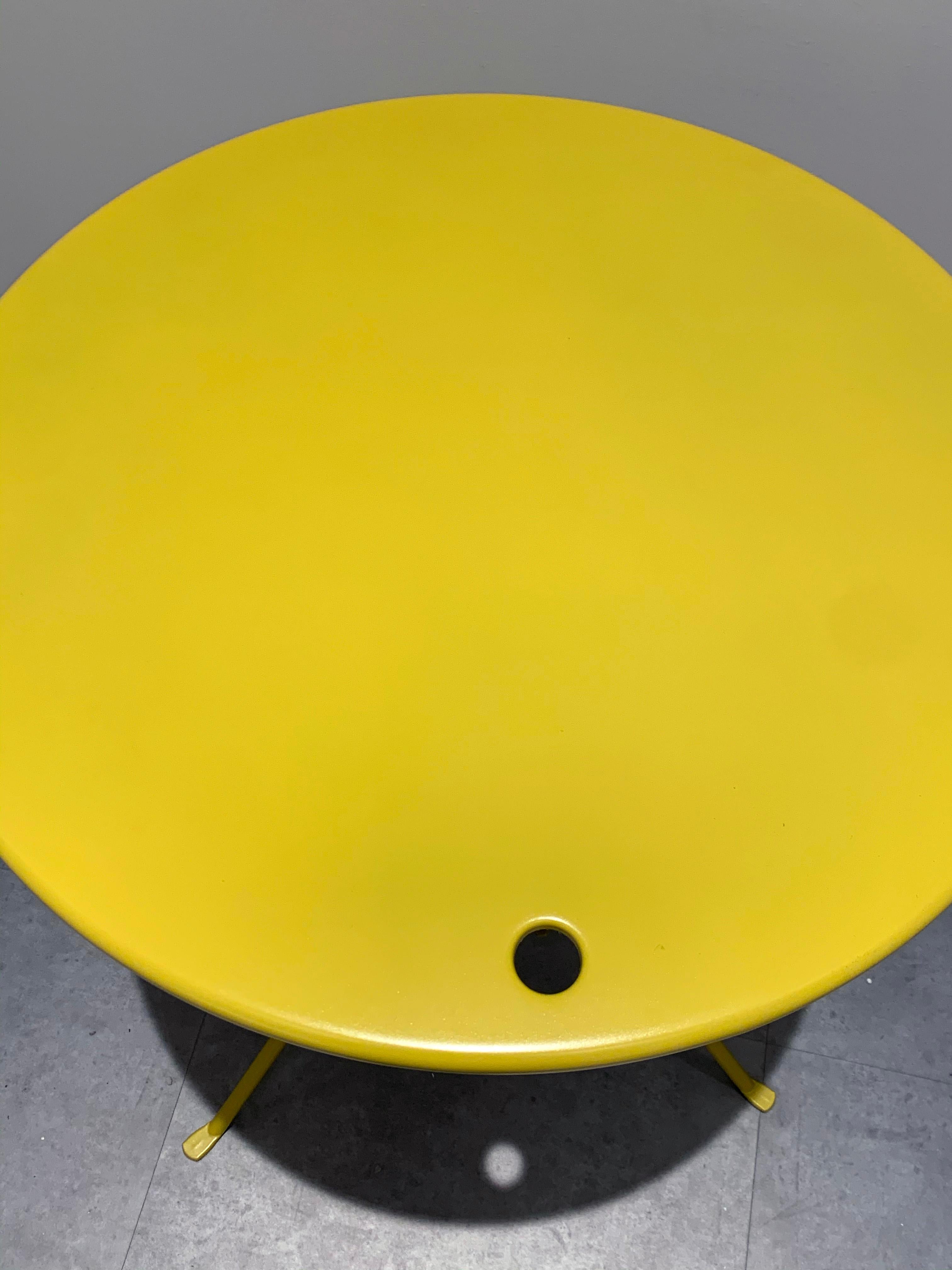 Zanotta Cumano Yellow Folding table designed by Achille Castiglioni 1