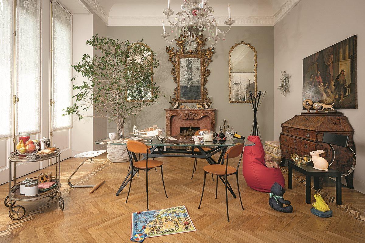 Zanotta Follia Chair by Giuseppe Terragni For Sale 1