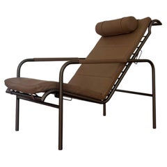 Zanotta Genni Lounge, Extra Fango Leather and Black Nickel Satin Frame, In Stock
