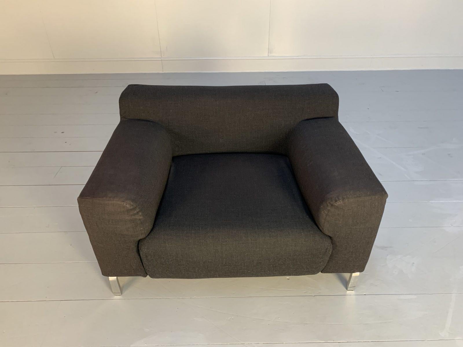 Zanotta “Greg” 3-Seat Sofa & Armchair in Dark Grey Wool For Sale 6