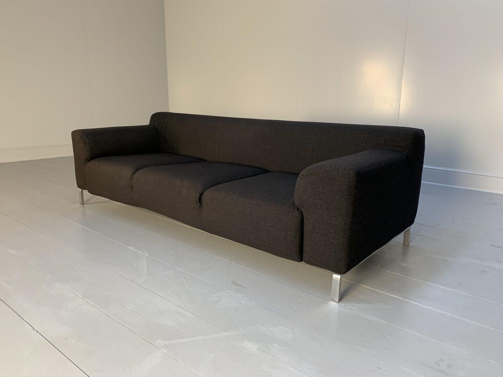 Zanotta “Greg” 3-Seat Sofa & Armchair in Dark Grey Wool In Good Condition For Sale In Barrowford, GB