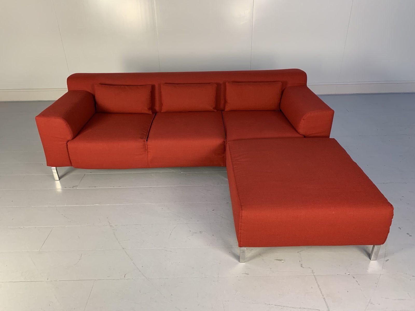 Zanotta “Greg” 3-Seat Sofa & Ottoman, in Red Alpaca Wool In Good Condition In Barrowford, GB