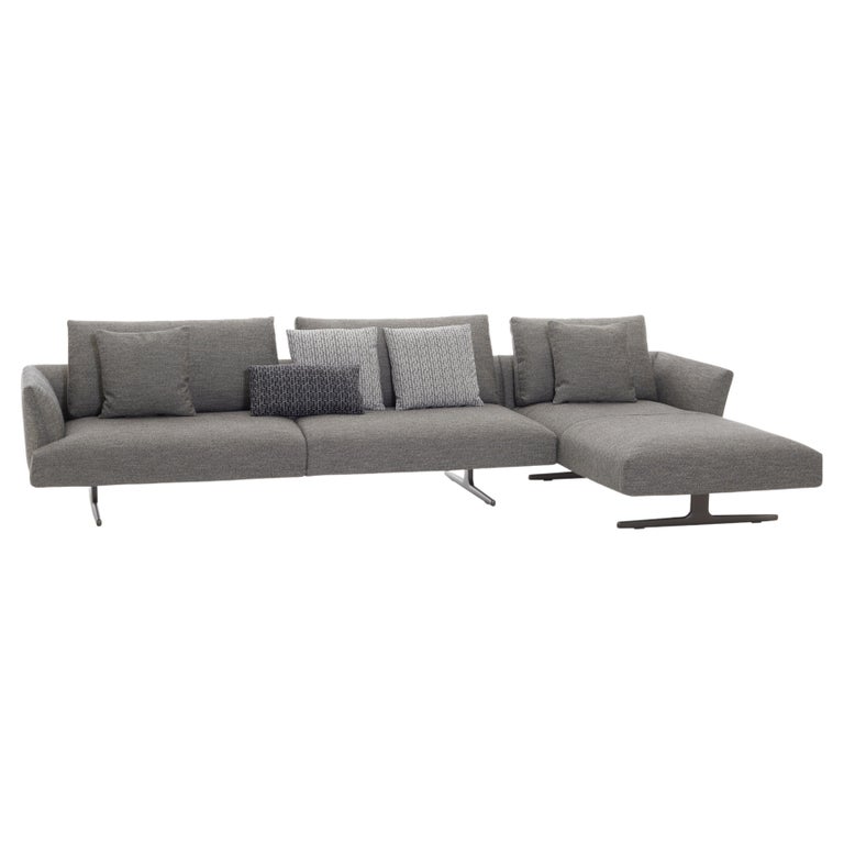 Zanotta Hiro Modular Sofa in Quadrifoglio with Aluminum Alloy For Sale at