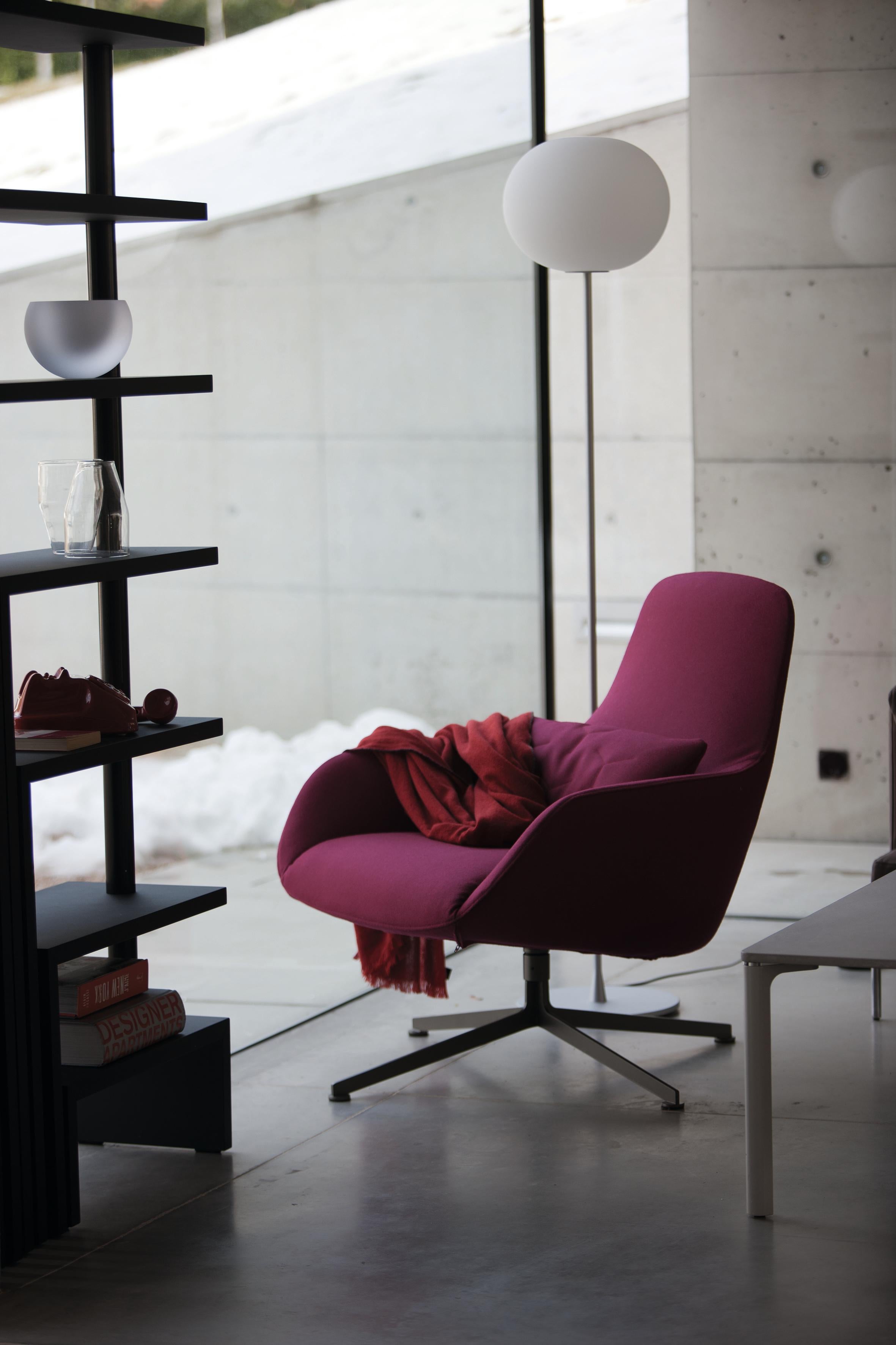 Zanotta Kent Armchair in Red Upholstery with Black Varnished Steel Frame by Ludovica+Roberto Palomba

Revolving base in varnished steel, colors: black or graphite. Steel frame. Upholstery in self-extinguishing graduated polyurethane foam/heat-bound
