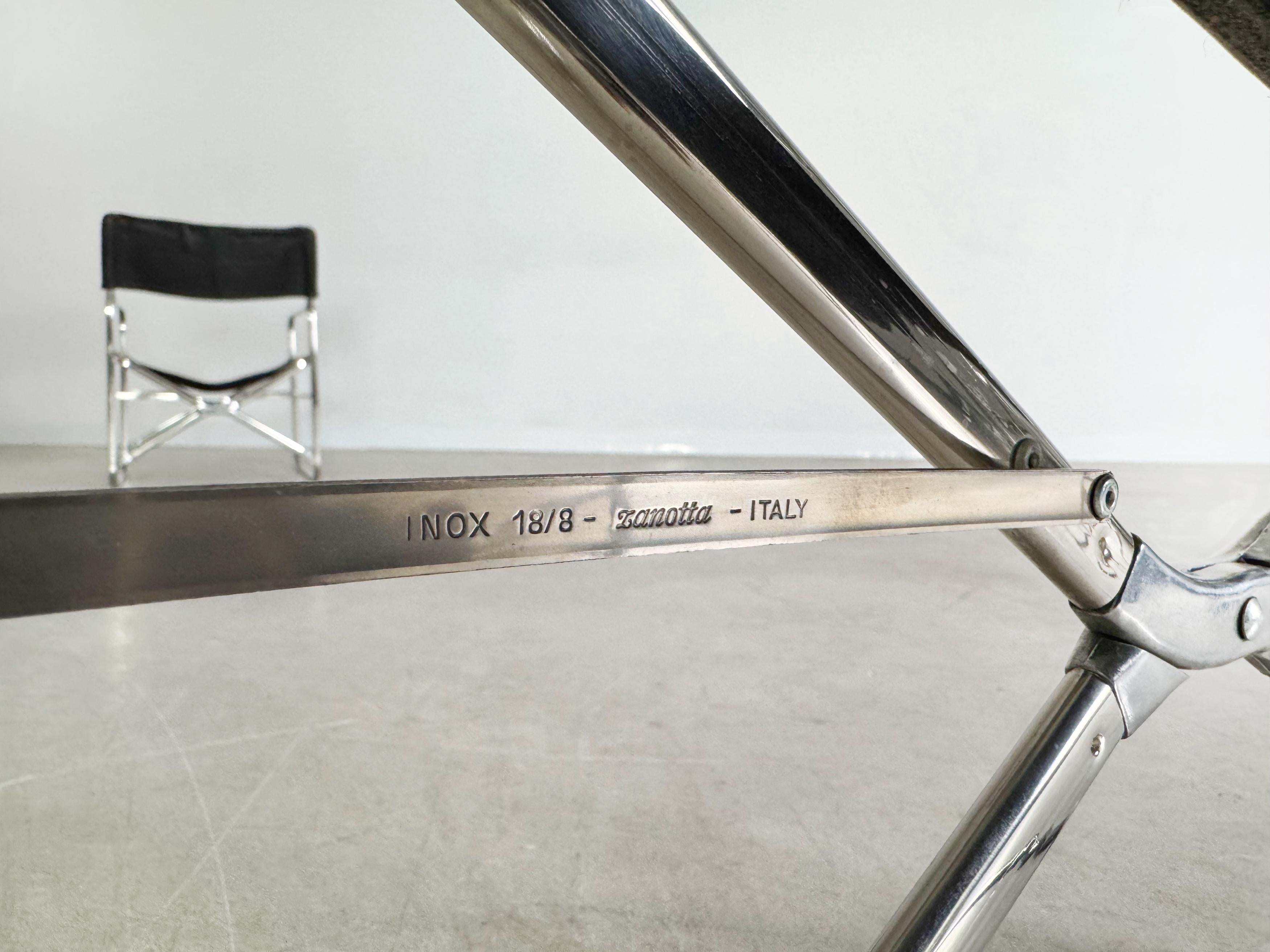 Italian Zanotta Klappstuhl Gae Aulenti Leder April folding chair Regiestuhl For Sale