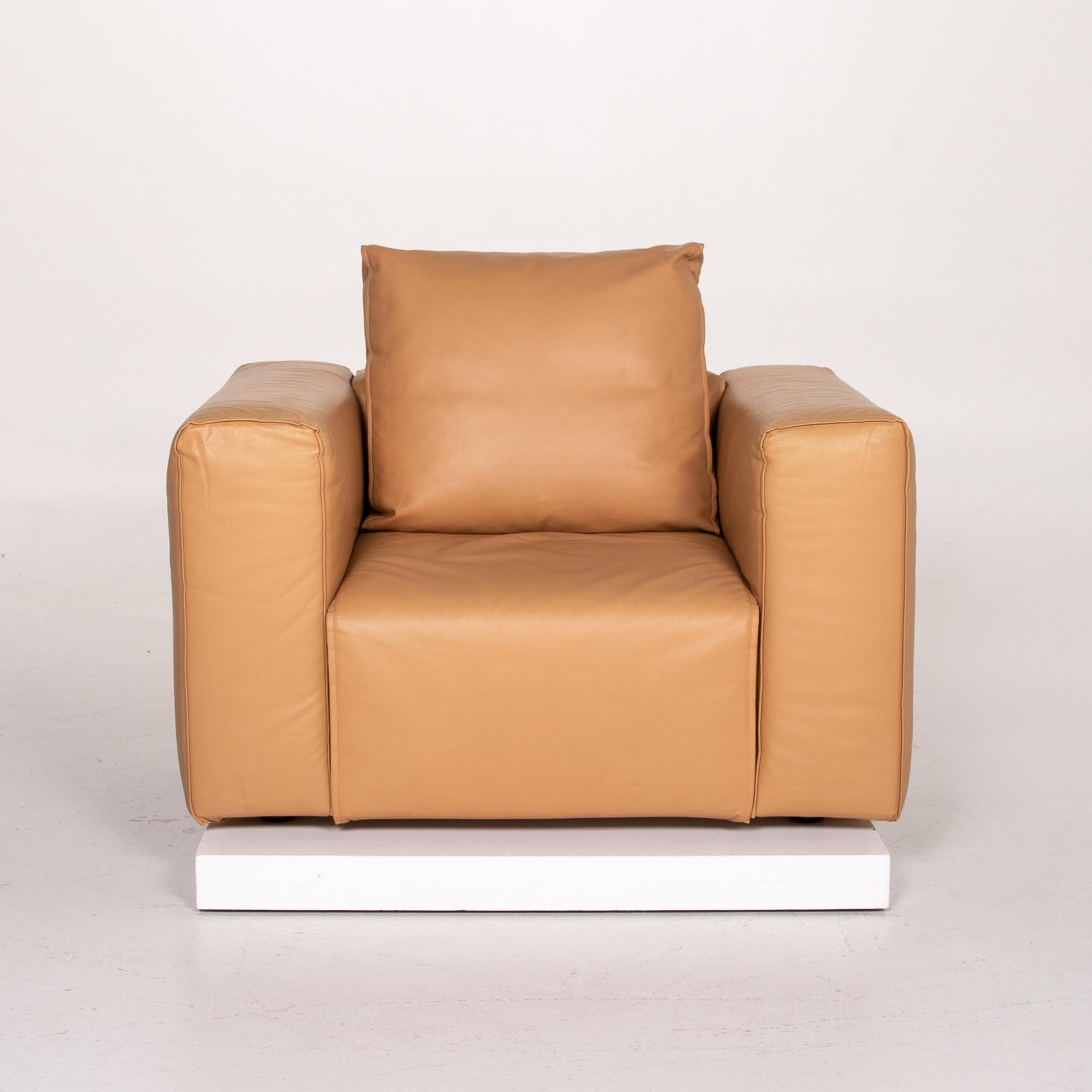 Zanotta Leather Armchair Brown Camel In Good Condition In Cologne, DE
