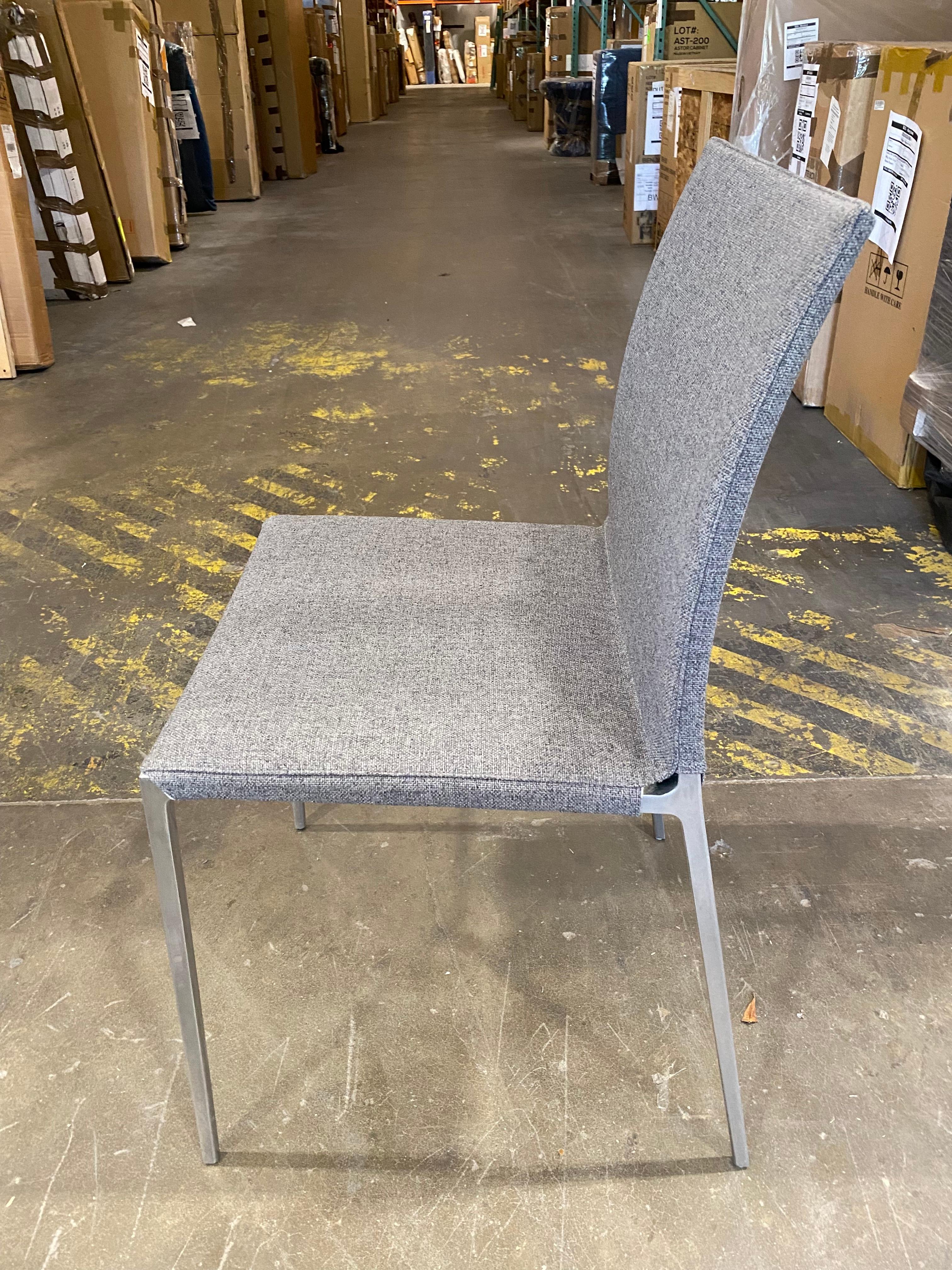 Zanotta Lia-Stuhl von Roberto Barbieri in STOCK (Aluminium) im Angebot