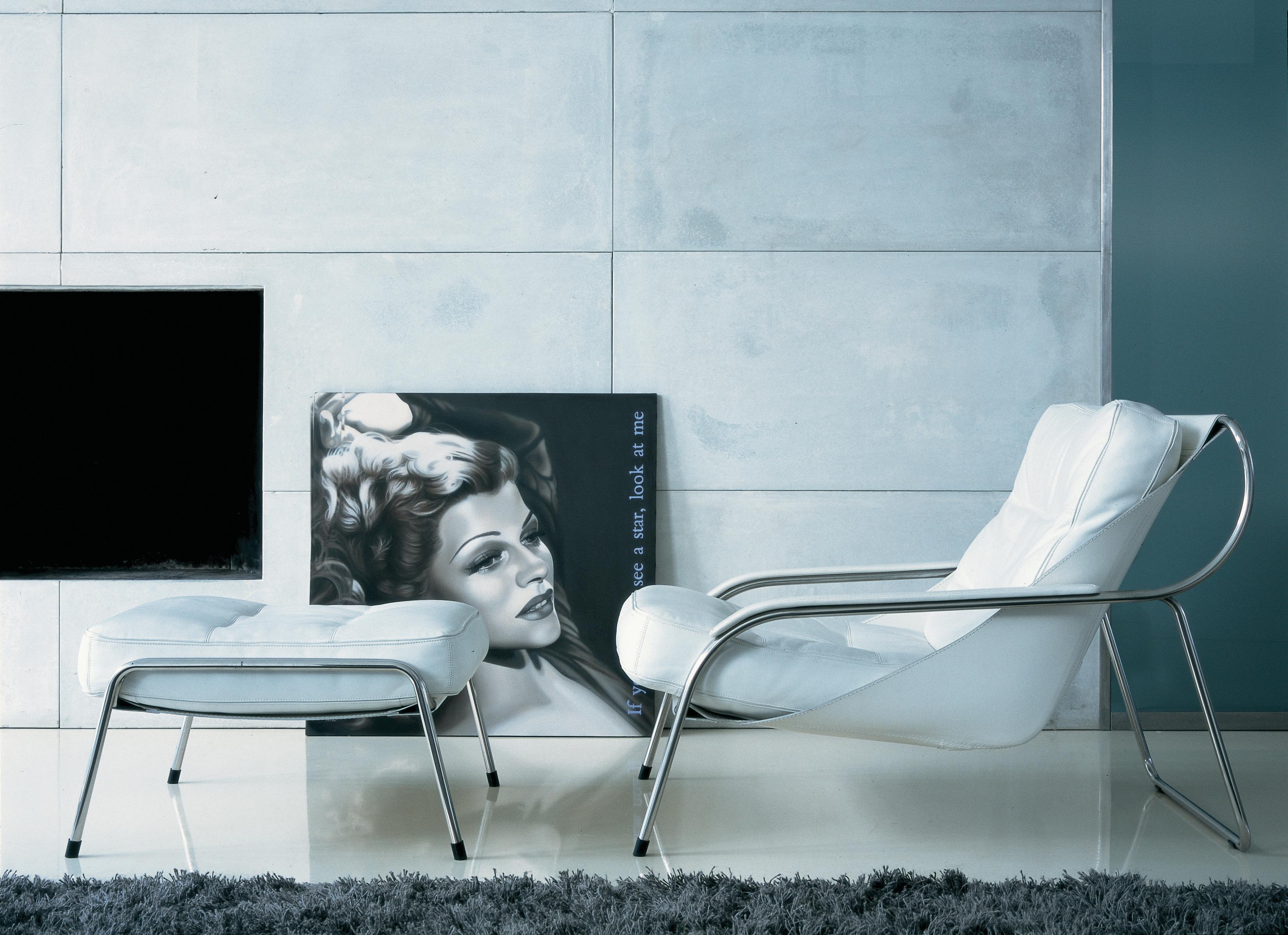 Contemporary Zanotta Maggiolina Lounge Chair in White Leather & Steel Frame by Marco Zanuso For Sale