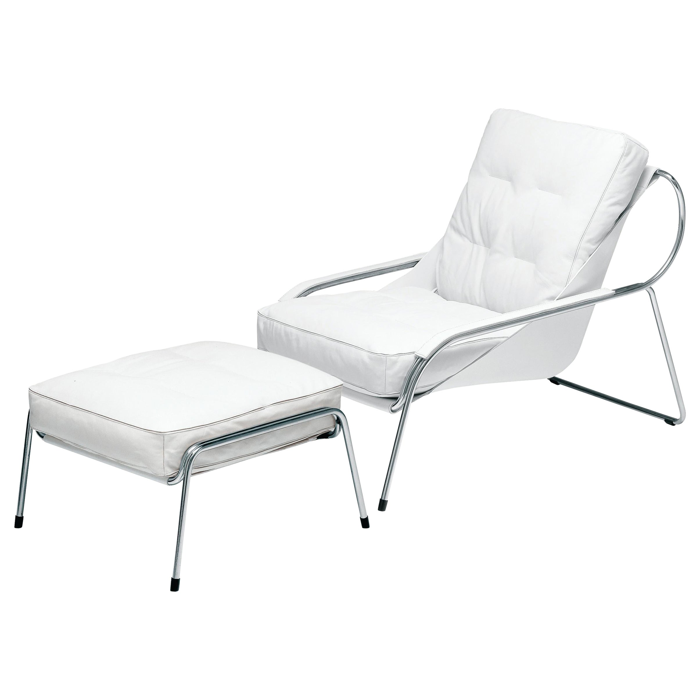 Fauteuil de salon Zanotta Maggiolina avec pouf en cuir blanc et cadre en acier