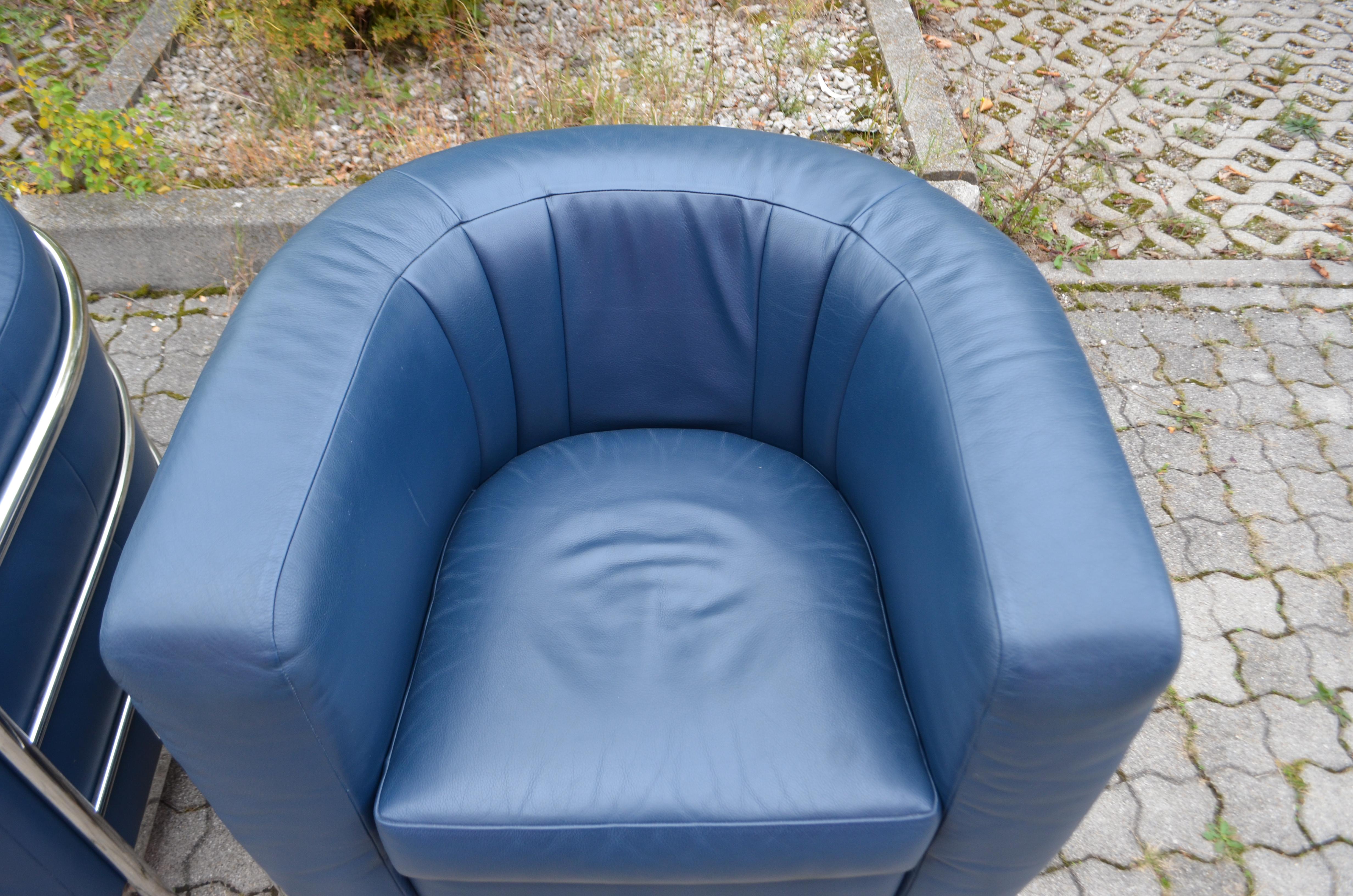 Zanotta Onda Ensemble Living Room Set Sofa & 2 Armchair Blue Leather For Sale 5