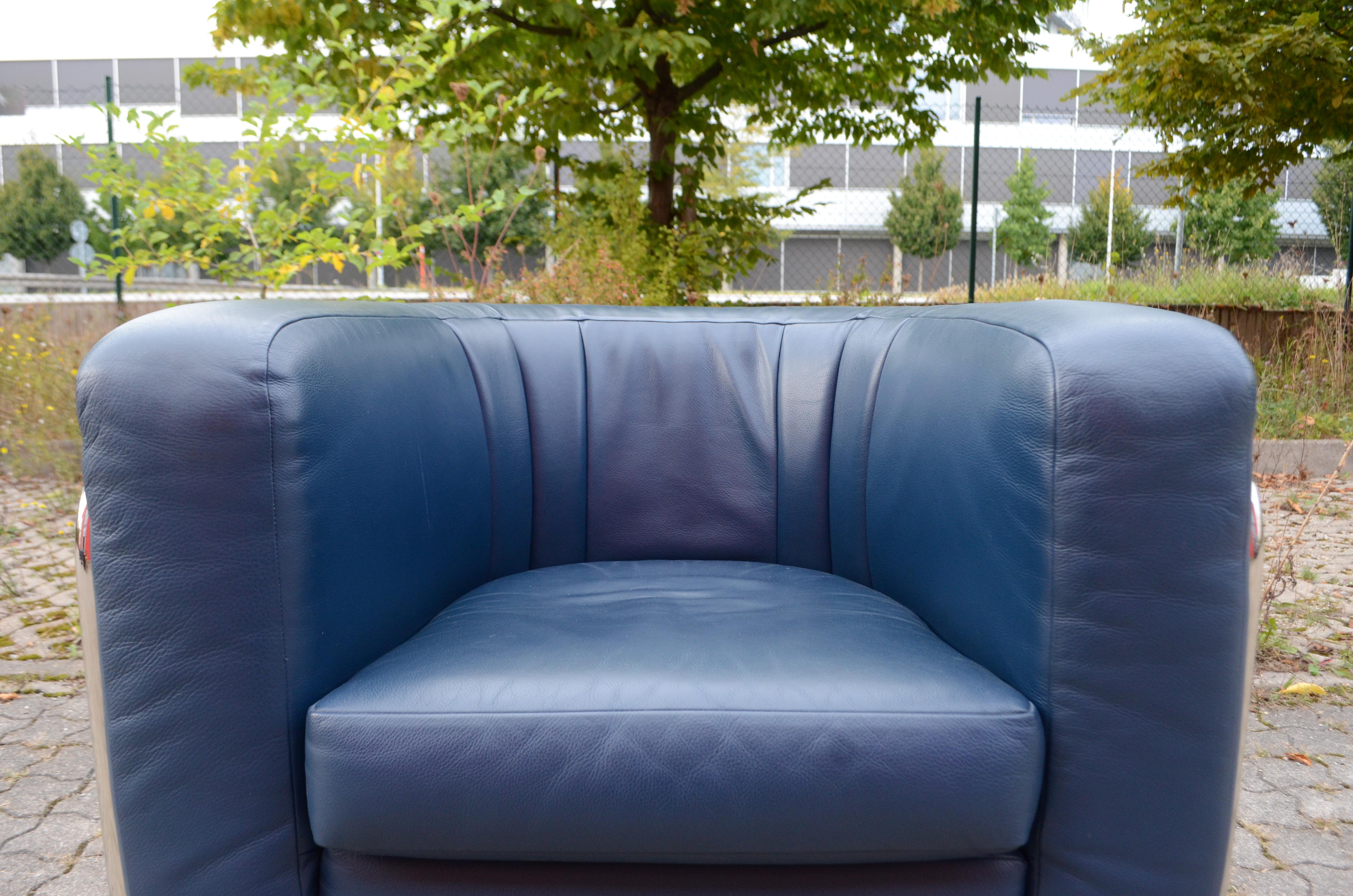 Zanotta Onda Ensemble Living Room Set Sofa & 2 Armchair Blue Leather For Sale 10