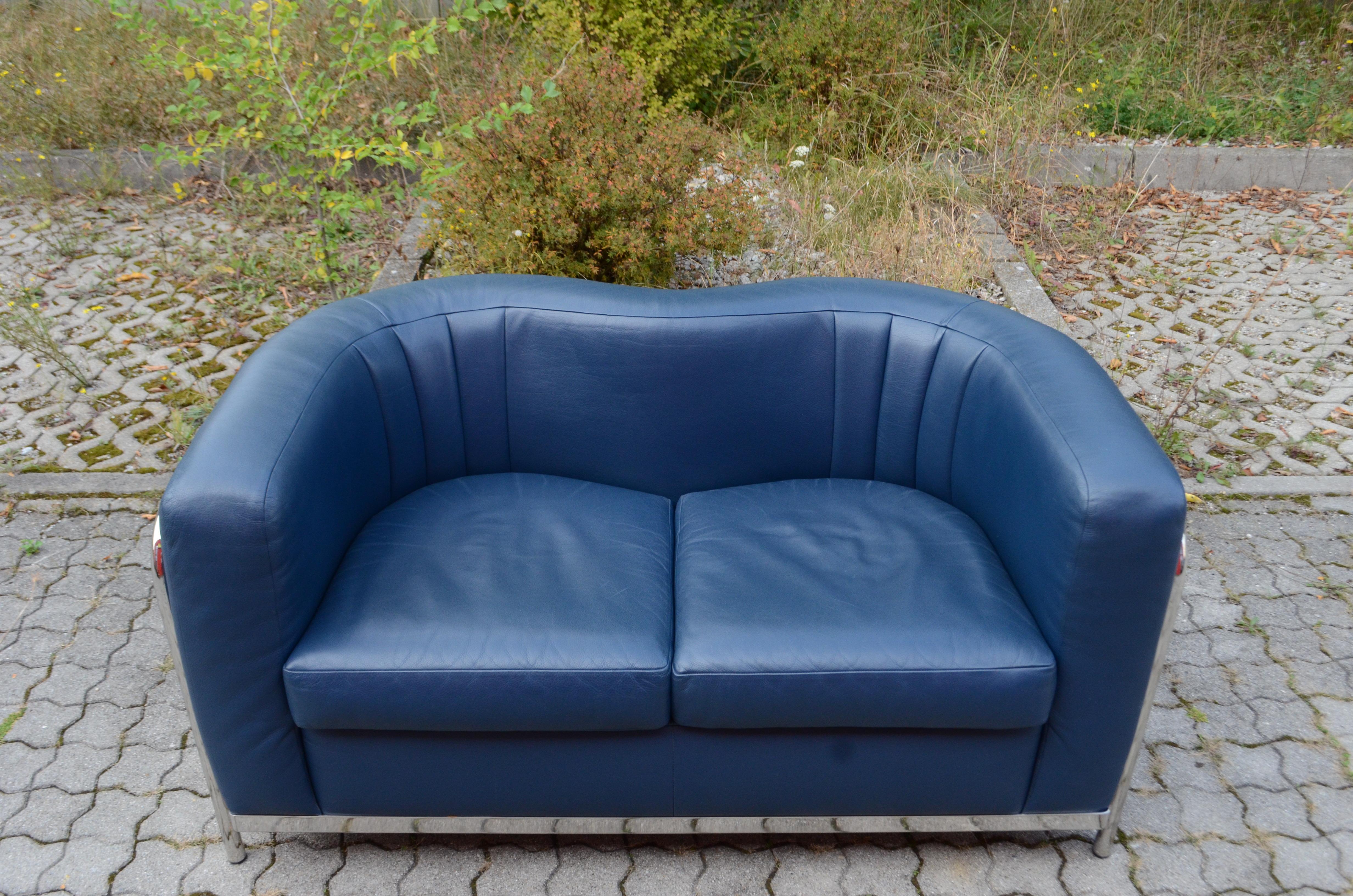Italian Zanotta Onda Ensemble Living Room Set Sofa & 2 Armchair Blue Leather For Sale