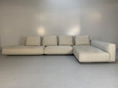 Zanotta “Pianoalto" 6-seat L-shape sofa – in neutral grey linen