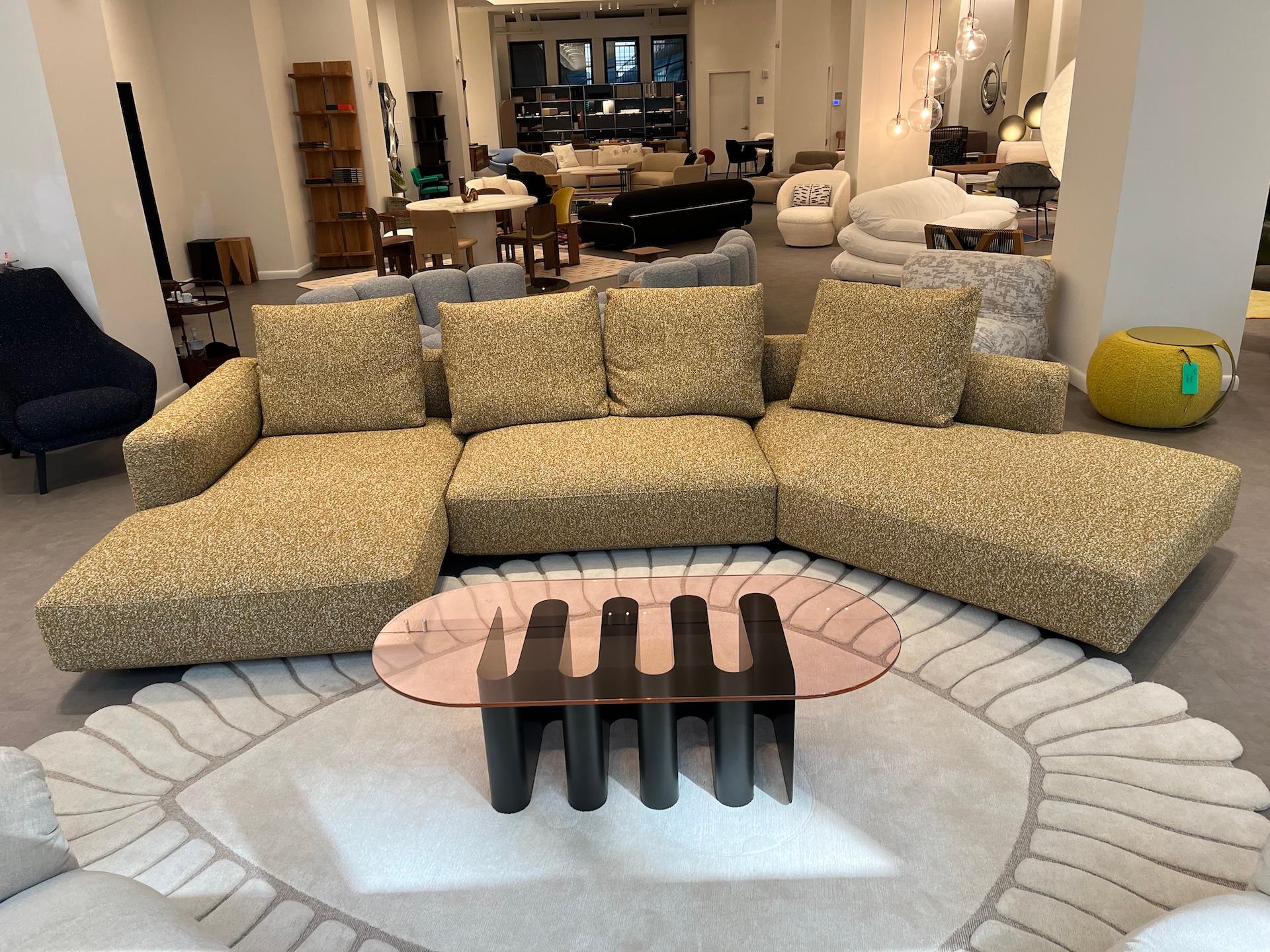 Zanotta Pianoalto Sectional Sofa by Ludovica+Roberto Palomba in STOCK In Excellent Condition For Sale In New York, NY