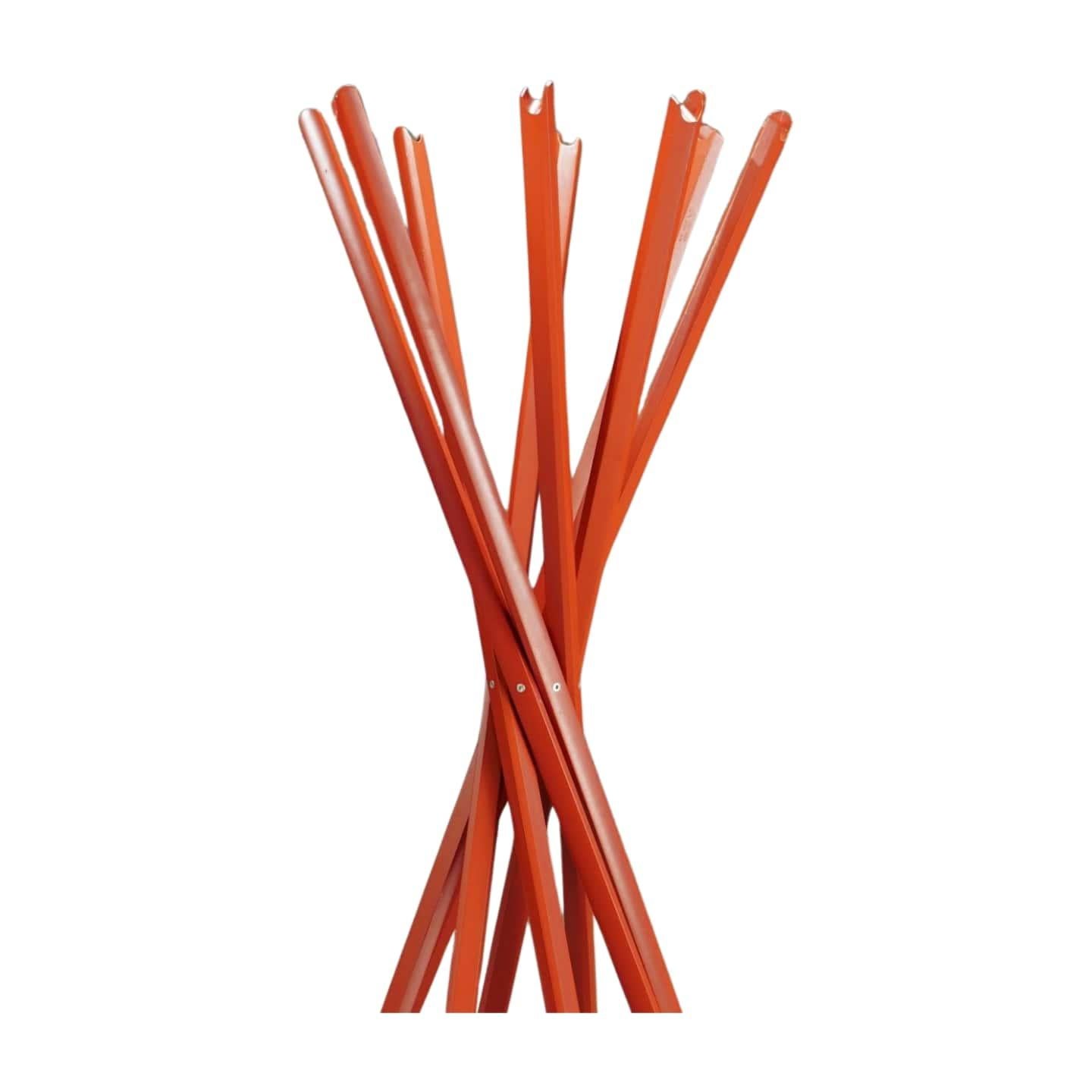 Designed in the early 70s, the Sciangai was the first furnishing accessory proposed by Zanotta and designed by De Pas, D'Urbino & Lomazzi. It was recipient of a Compasso d'Oro Award in 1979. The inspiration comes from the Chinese game where wooden