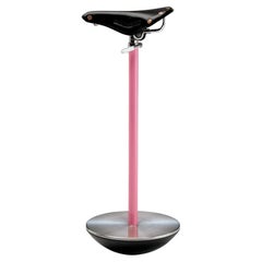 Tabouret rose de Bicyclette Zanotta Sella  Achille et Pier Giacomo Castiglioni