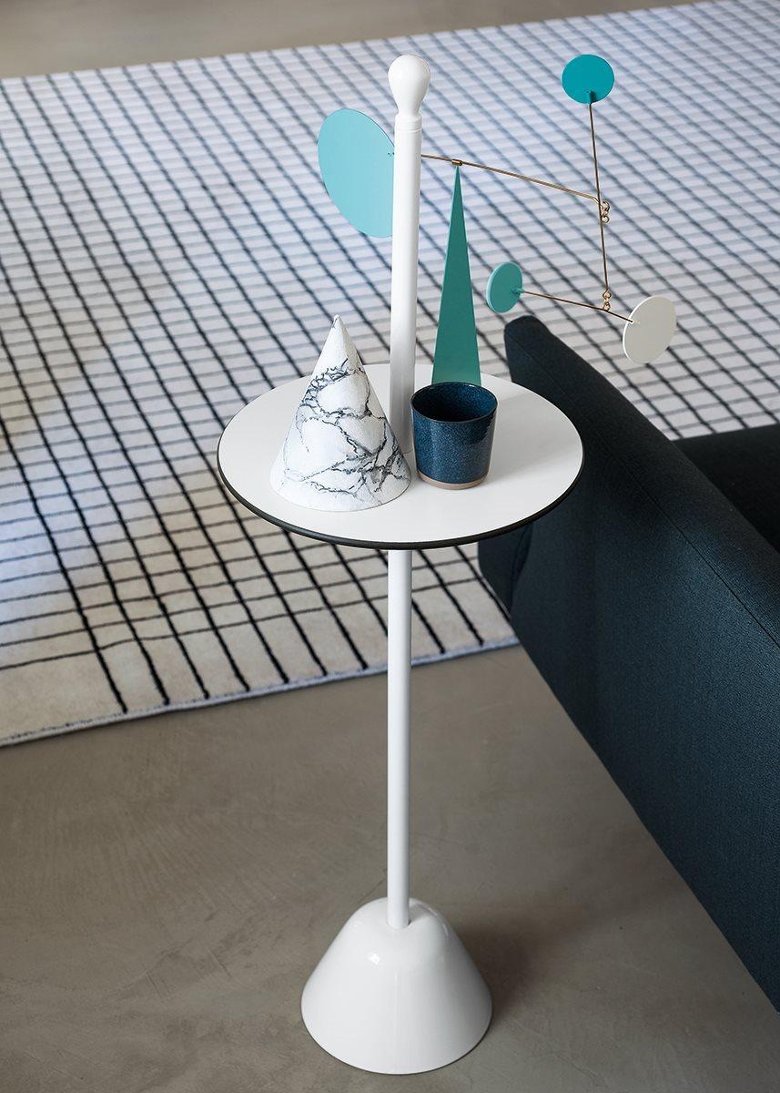 Zanotta Set of Two Servomuto Side Tables by Design Achille Castiglioni For Sale 6