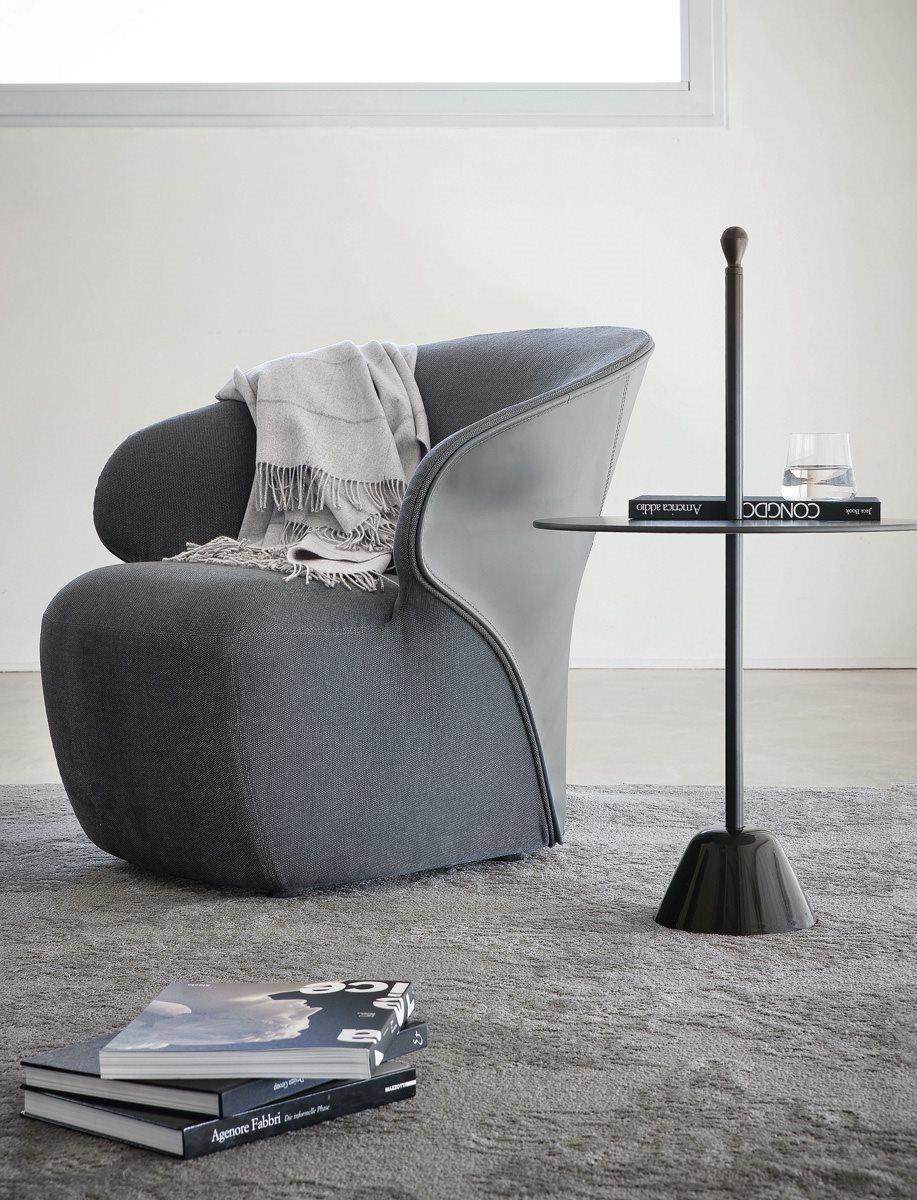Zanotta Set of Two Servomuto Side Tables by Design Achille Castiglioni For Sale 7