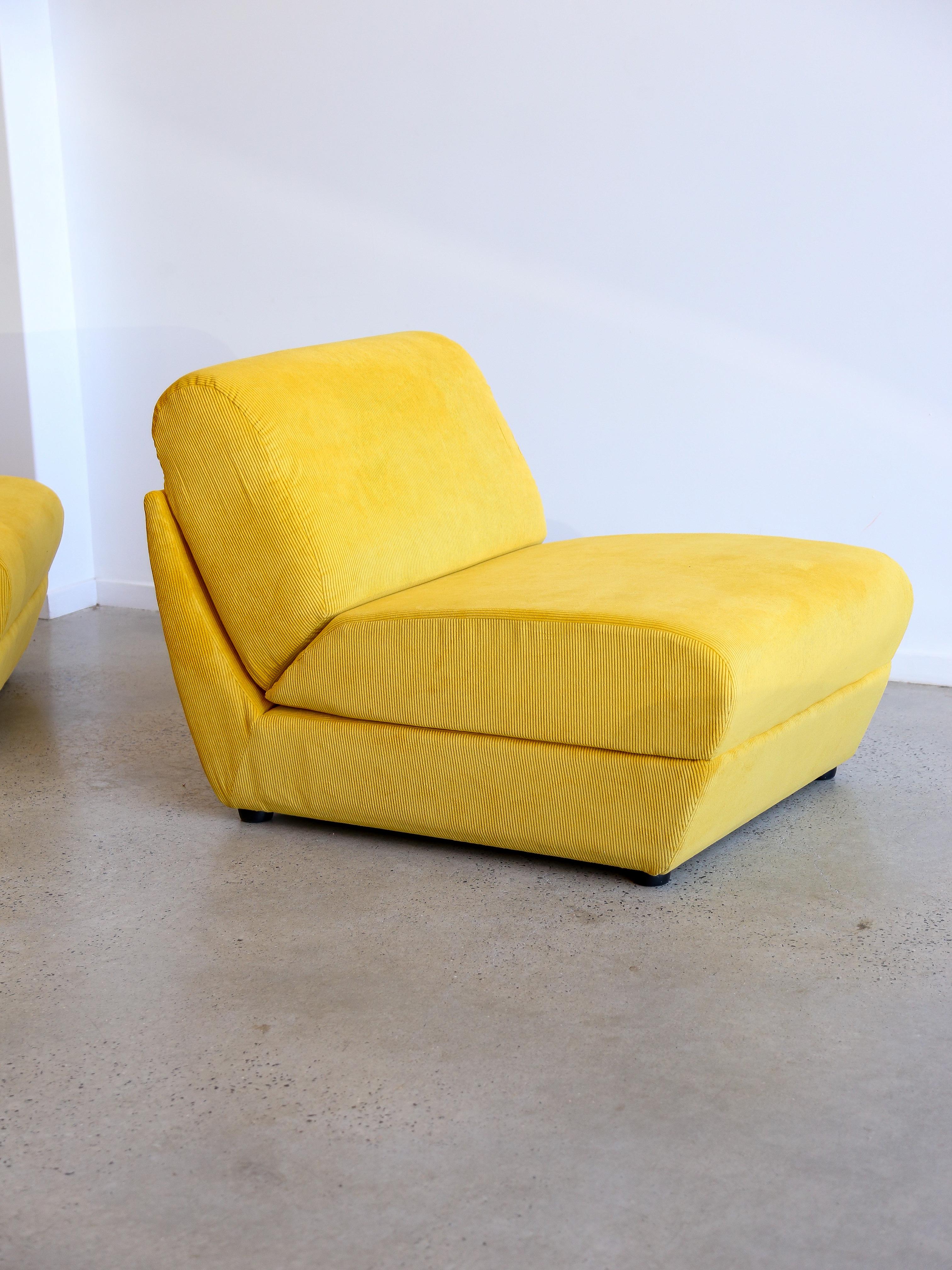 Mid Century Modern set two of openable lounge chairs in yellow velvet, professional reupholstered in Italy.  

Zanotta is an Italian furniture company known for its high-quality contemporary furniture and design pieces. The company was founded in