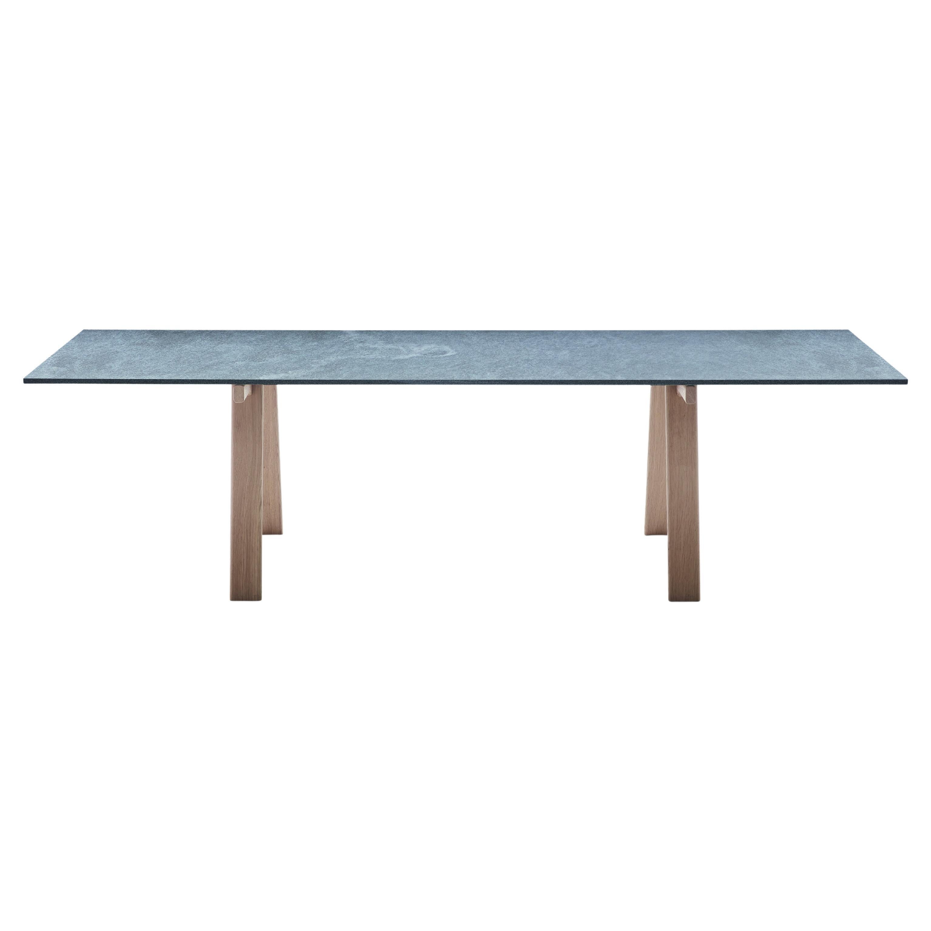Zanotta Kleiner Ambrosiano-Tisch aus Onsernone-Steinplatte mit natürlichem Eichenholzrahmen