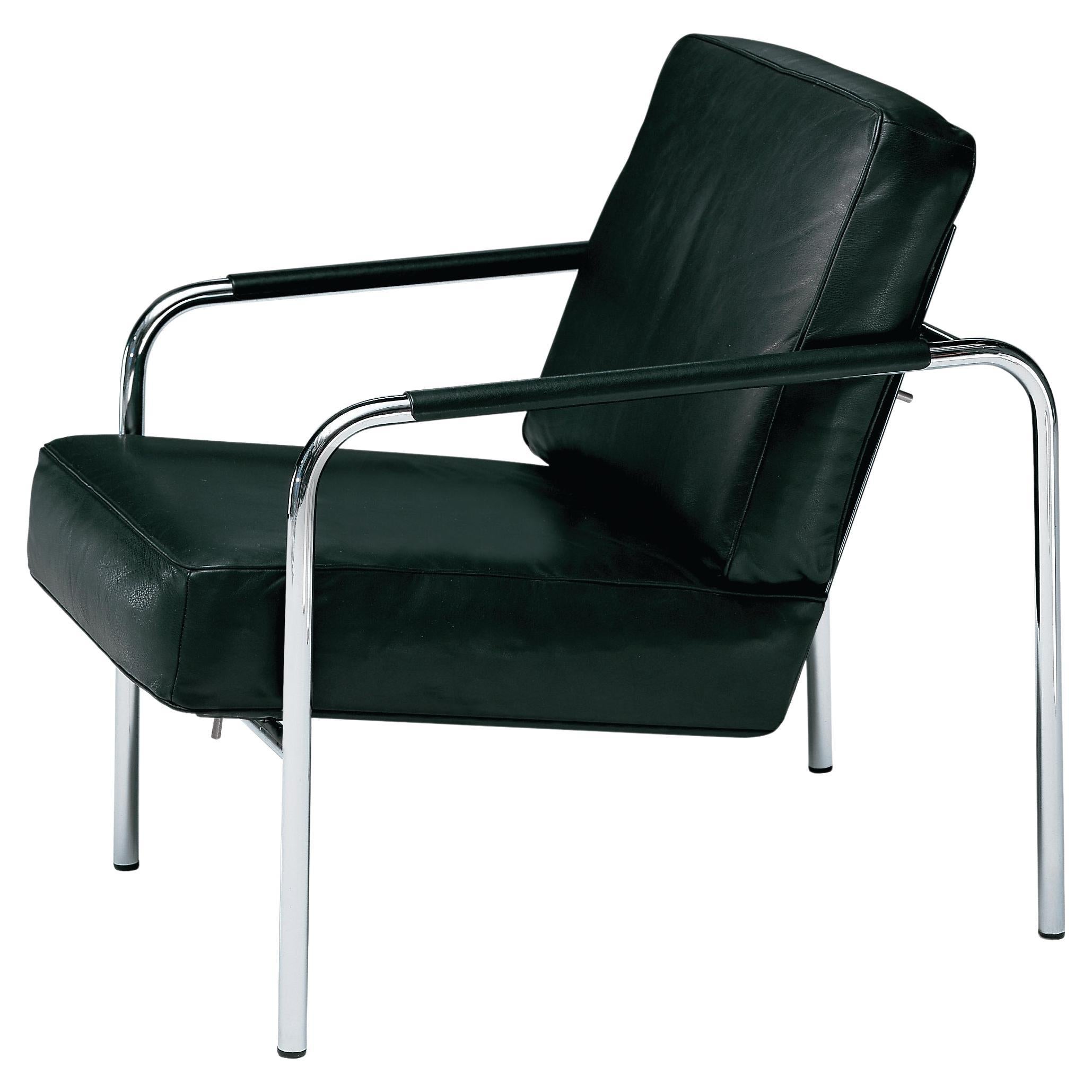 Zanotta Susanna Armchair in Scozia 0656 Leather & Chromium Plated Frame For Sale