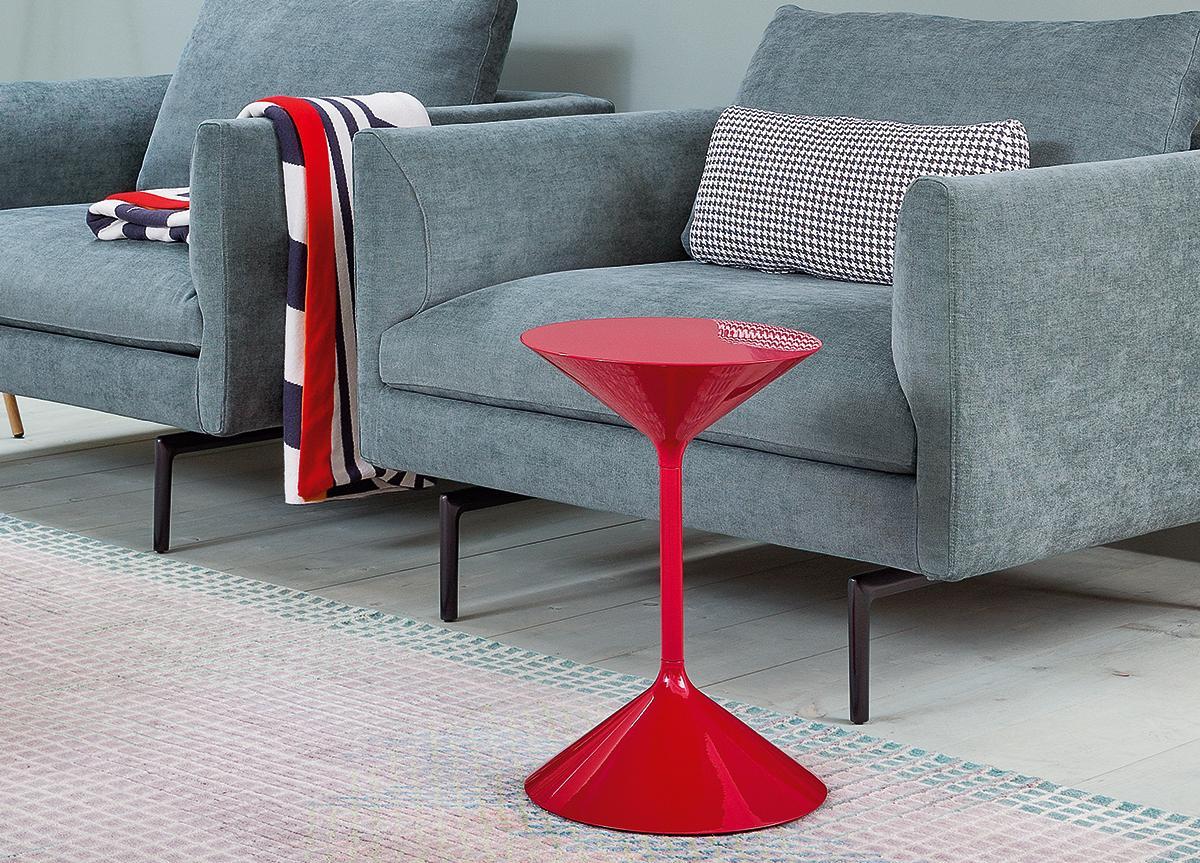 small table stands